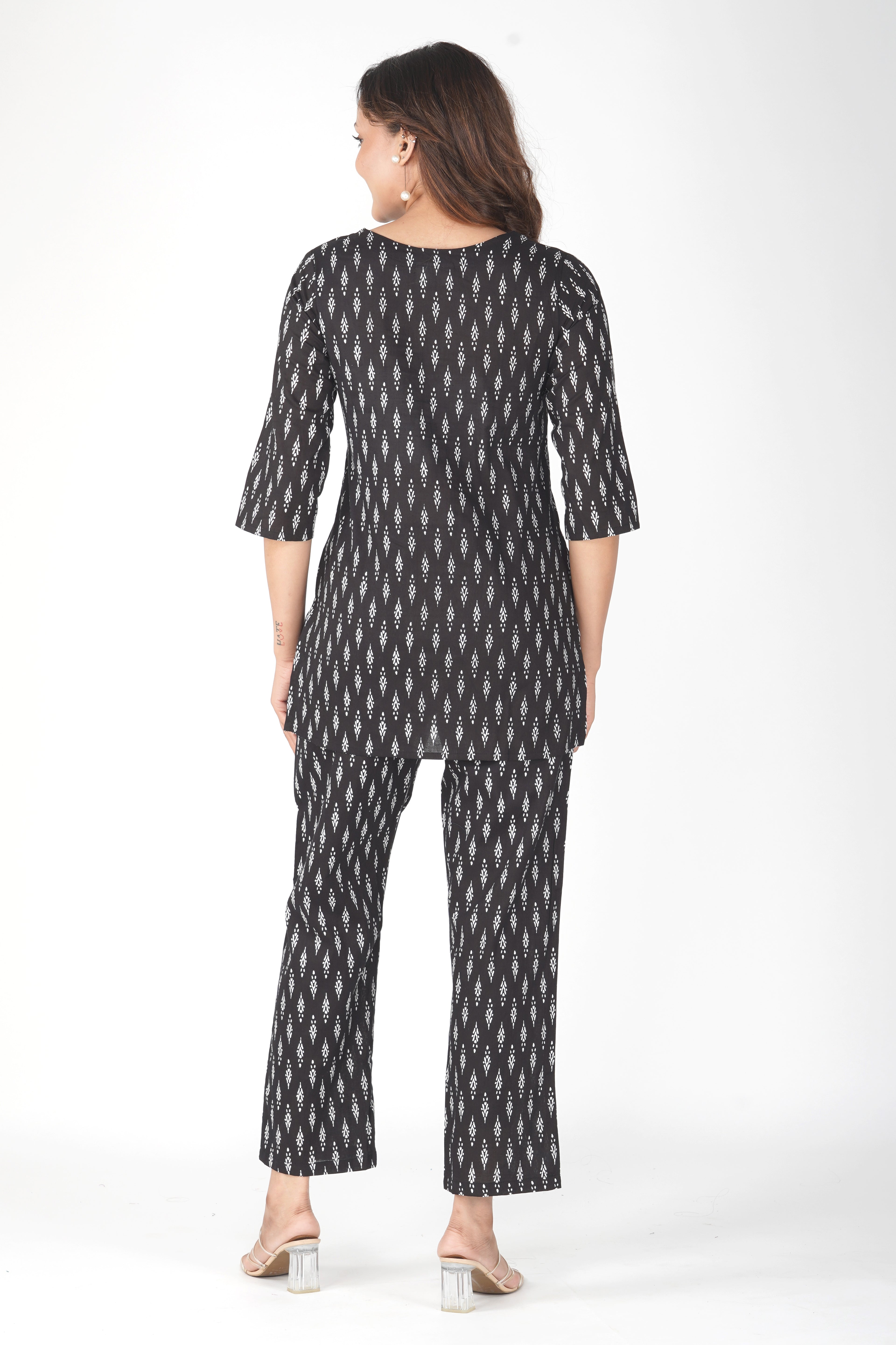 Black Cotton Printed Pyjama Set