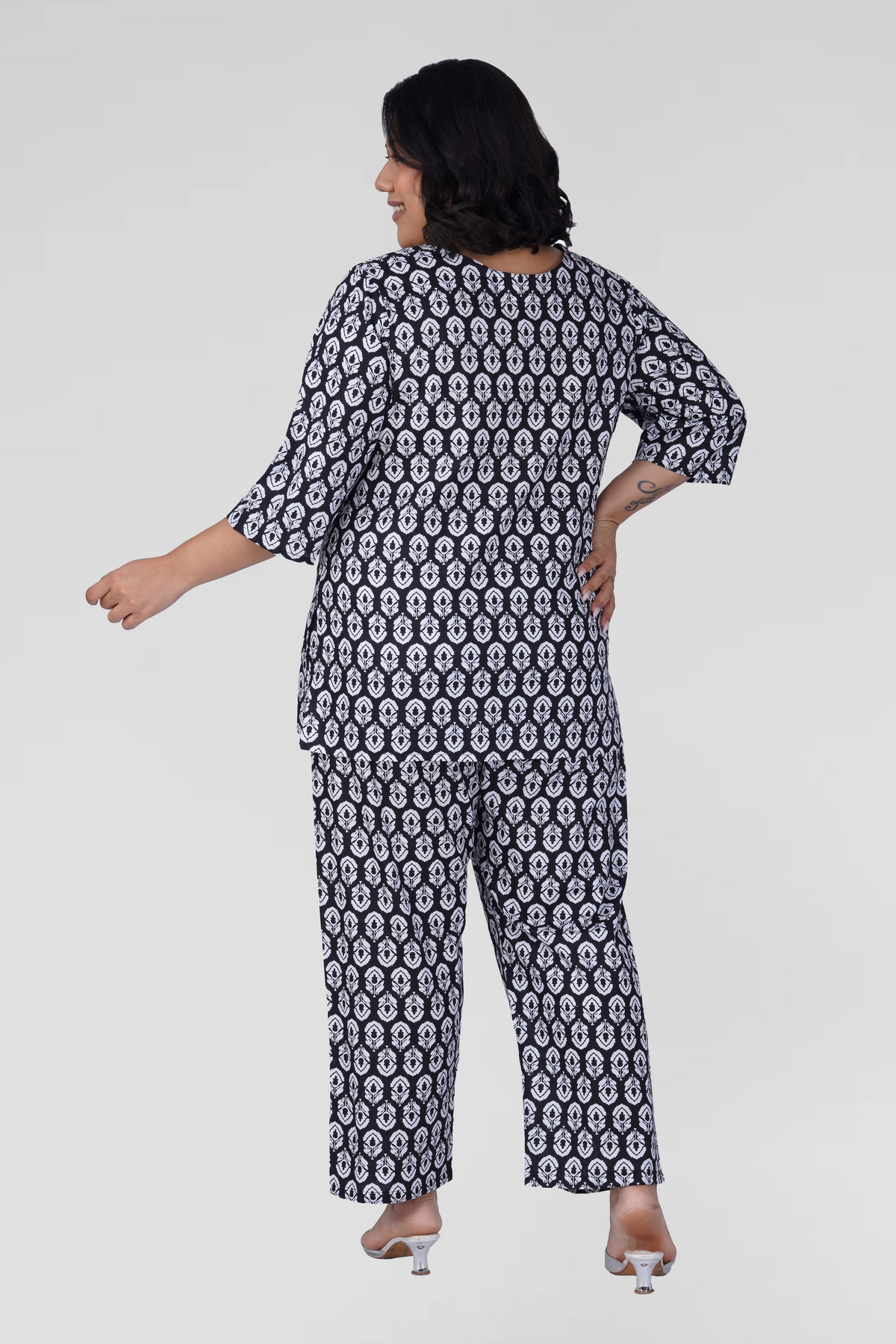 Black Plus Size Cotton Printed Pyjama Set