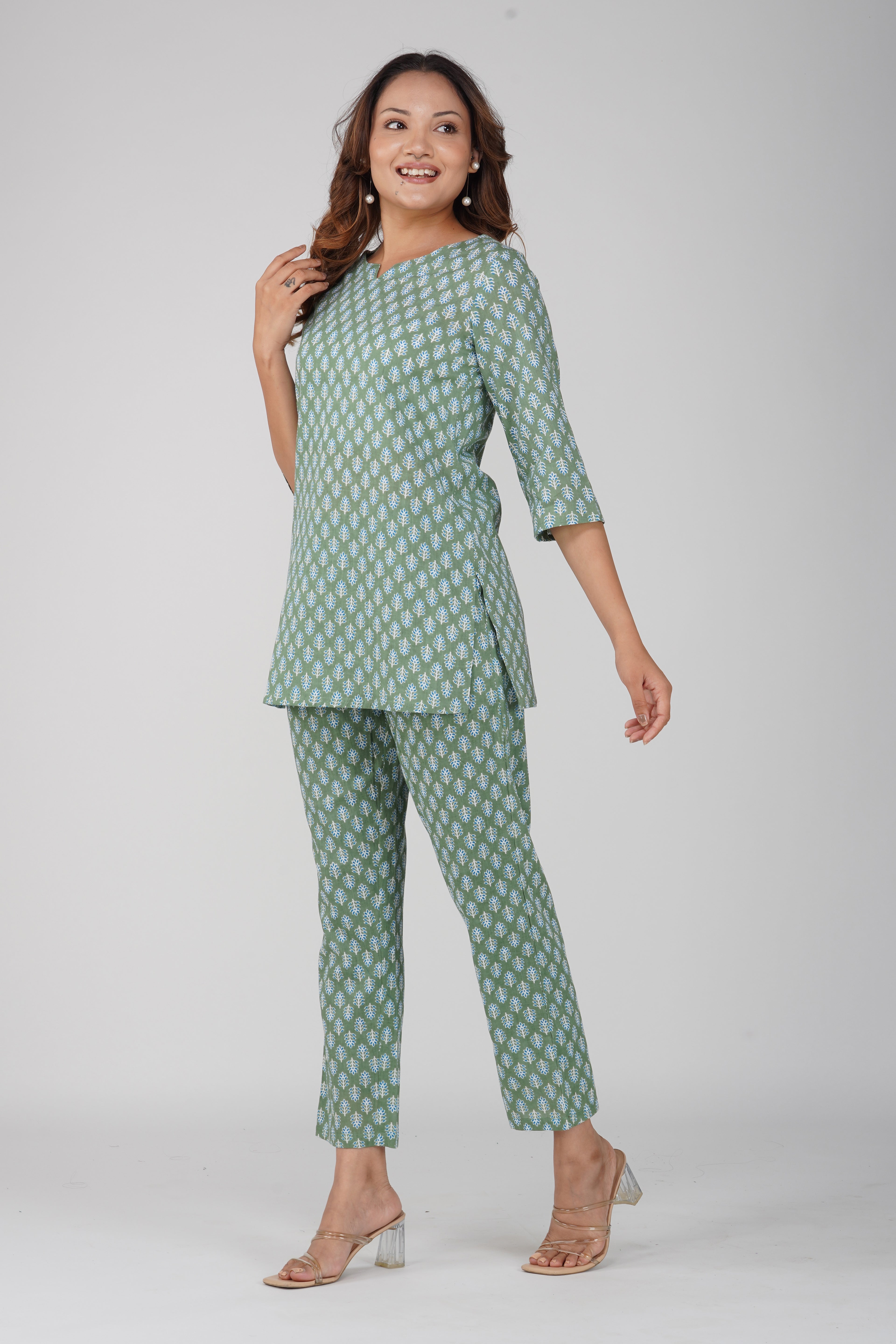 Dark Sea Green Cotton Printed Pyjama Set