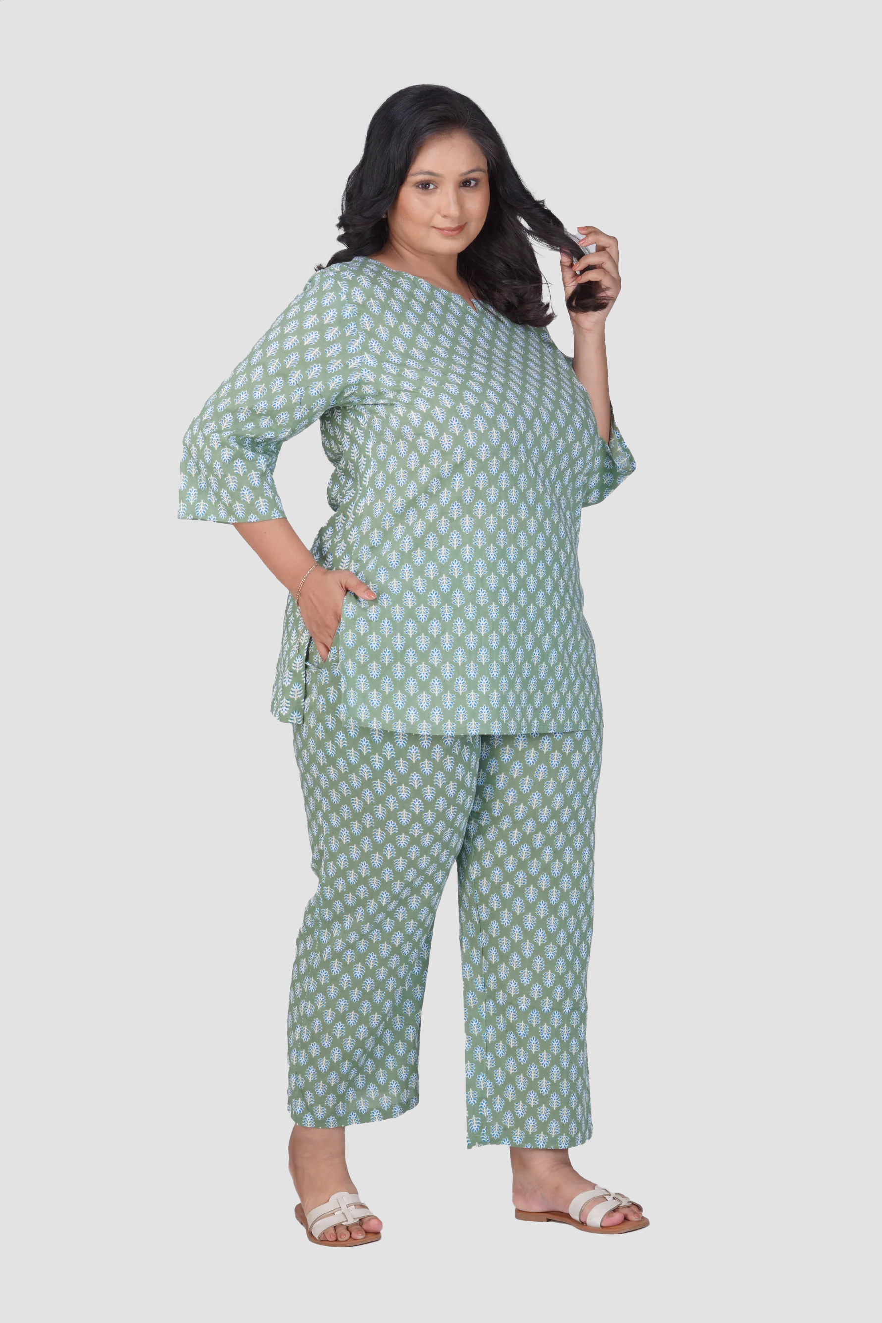 Dark Sea Green Plus Size Cotton Printed Pyjama Set