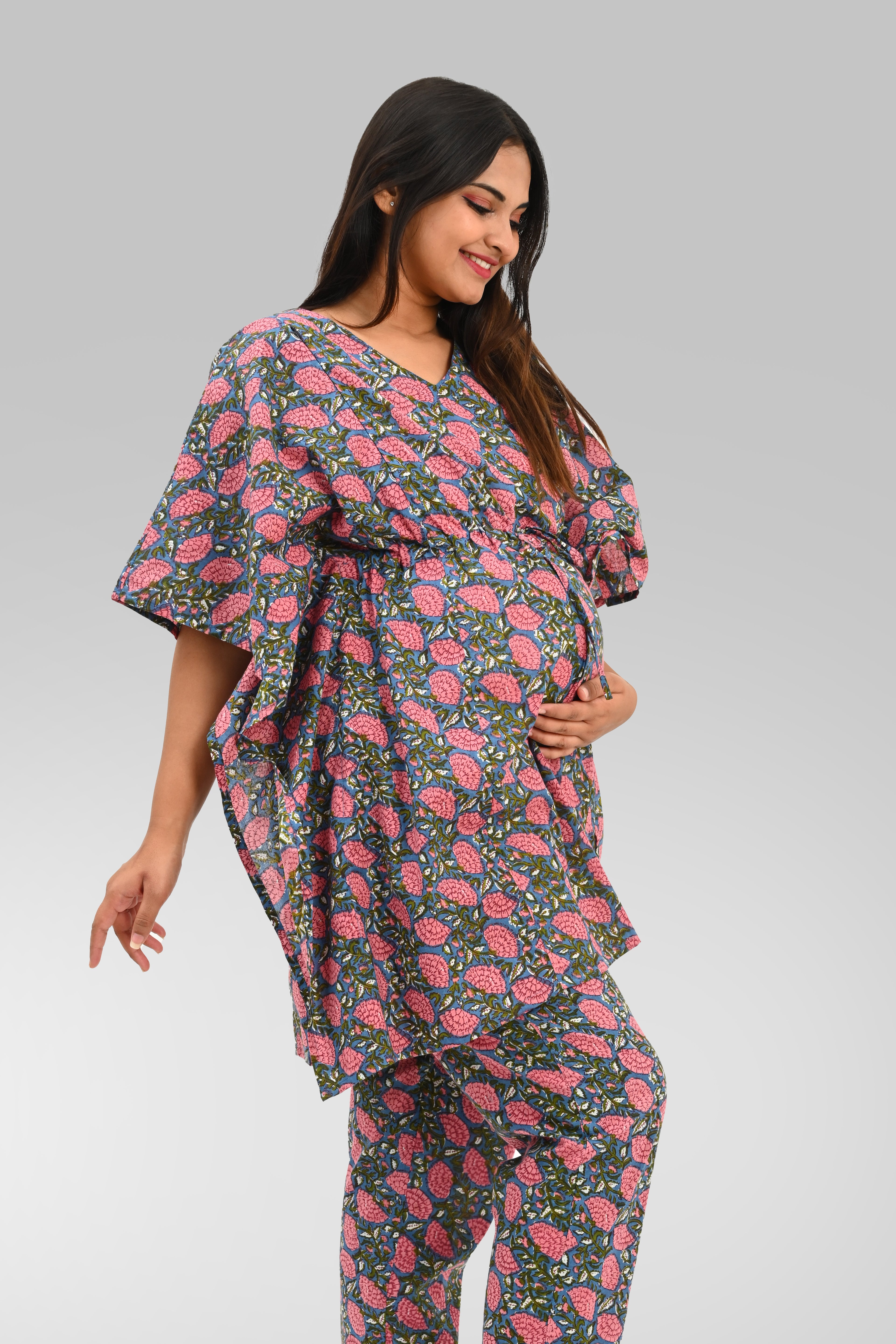 Floral Maternity and Feeding Kaftan Set in Pink