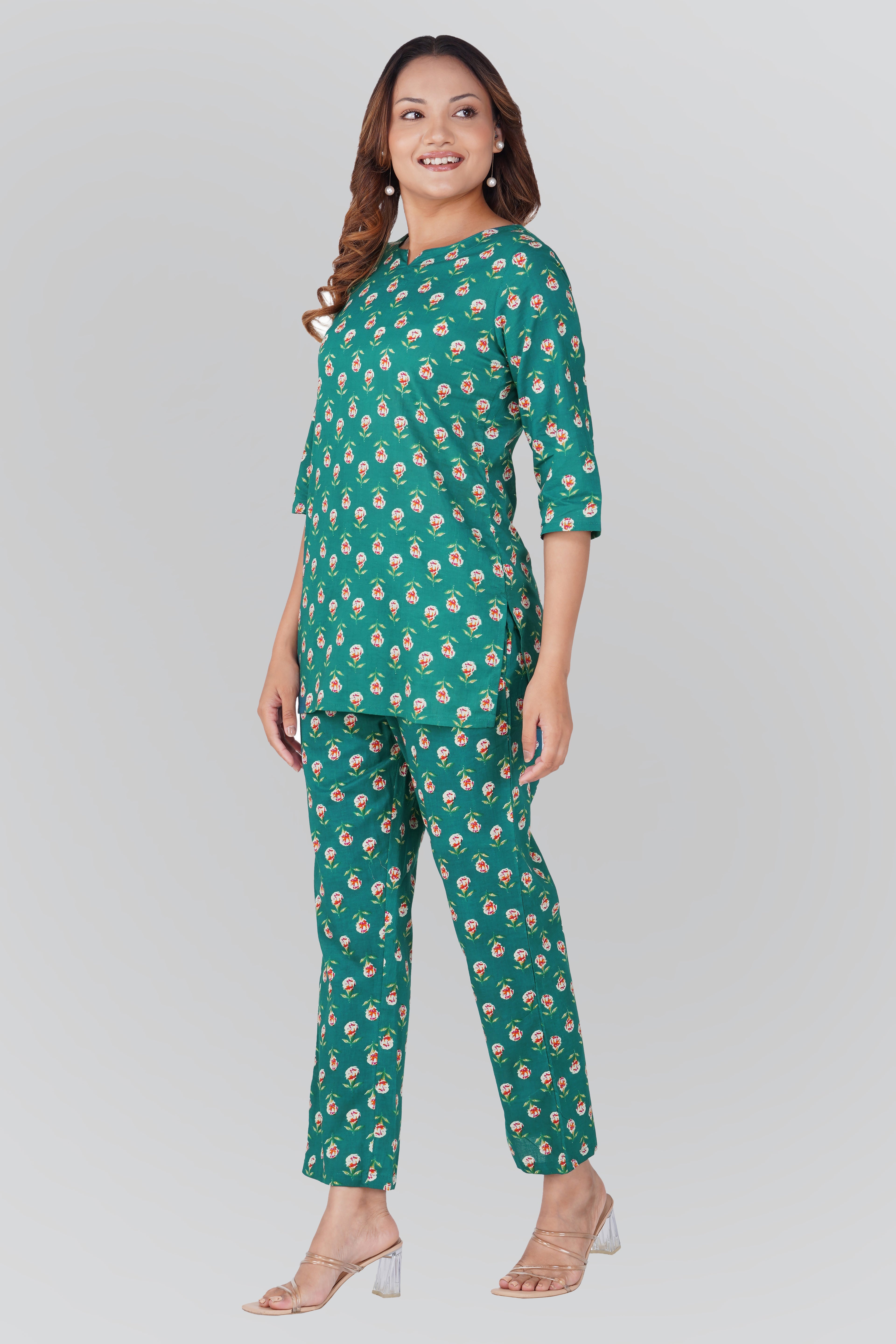 Pine Green Cotton Printed Pyjama Set