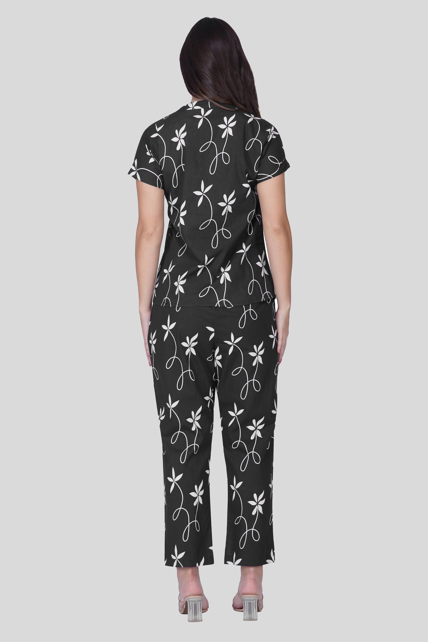 Black Notch Collar Cotton Printed Pyjama Set