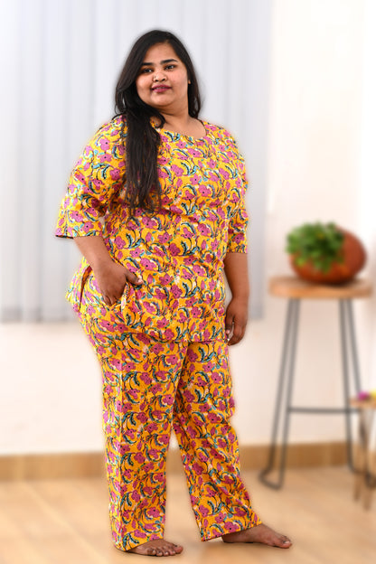 Amber Plus Size Cotton Printed Pyjama Set