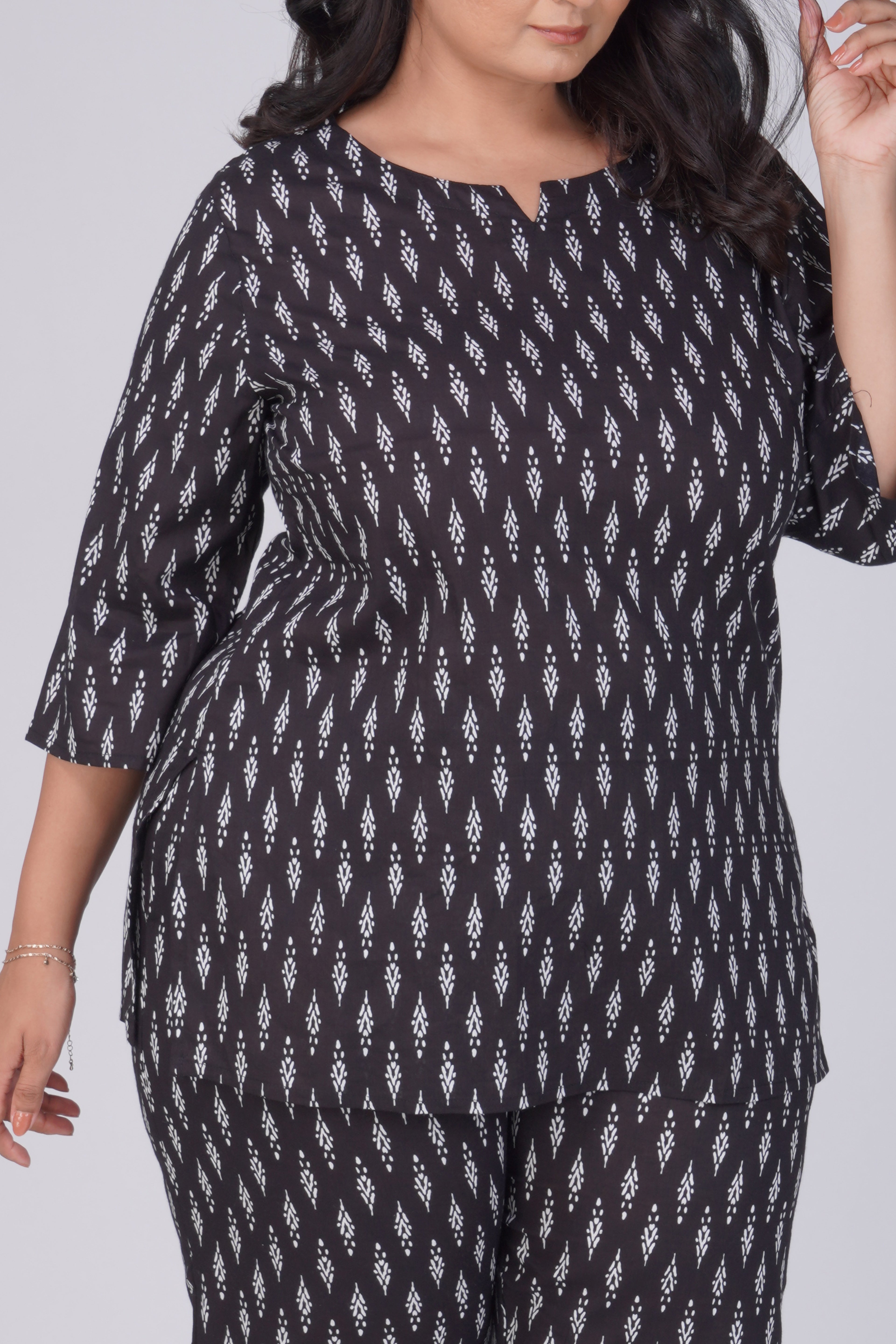 Black Plus Size Cotton Printed Pyjama Set