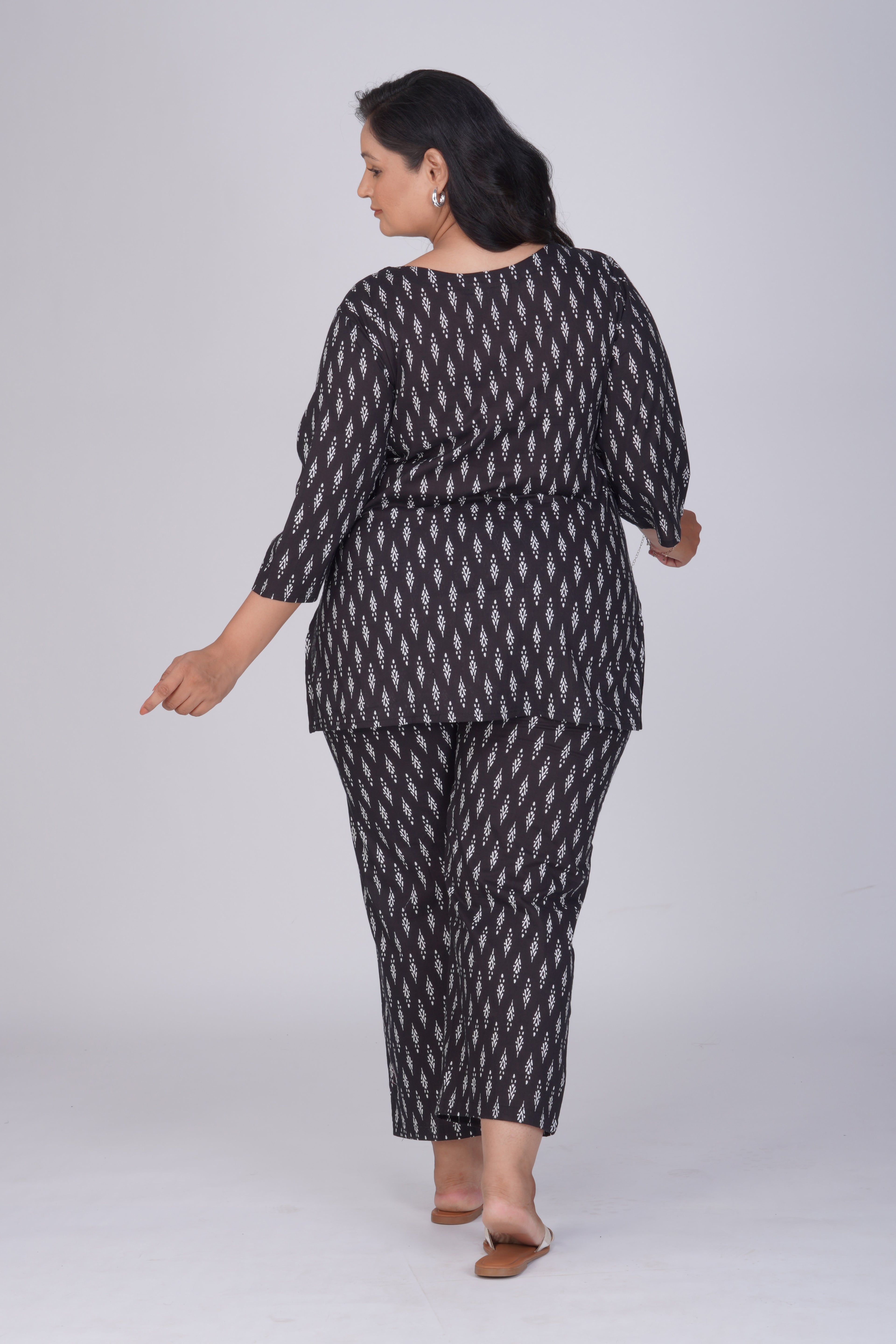 Black Plus Size Cotton Printed Pyjama Set