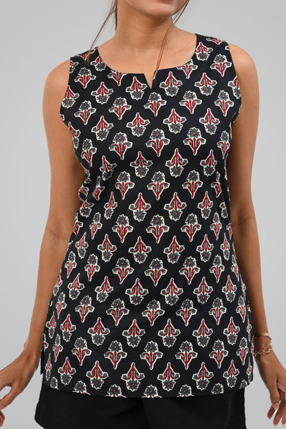Black Cotton Printed Sleeveless Kurti