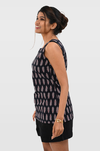 Black Cotton Printed Sleeveless Kurti