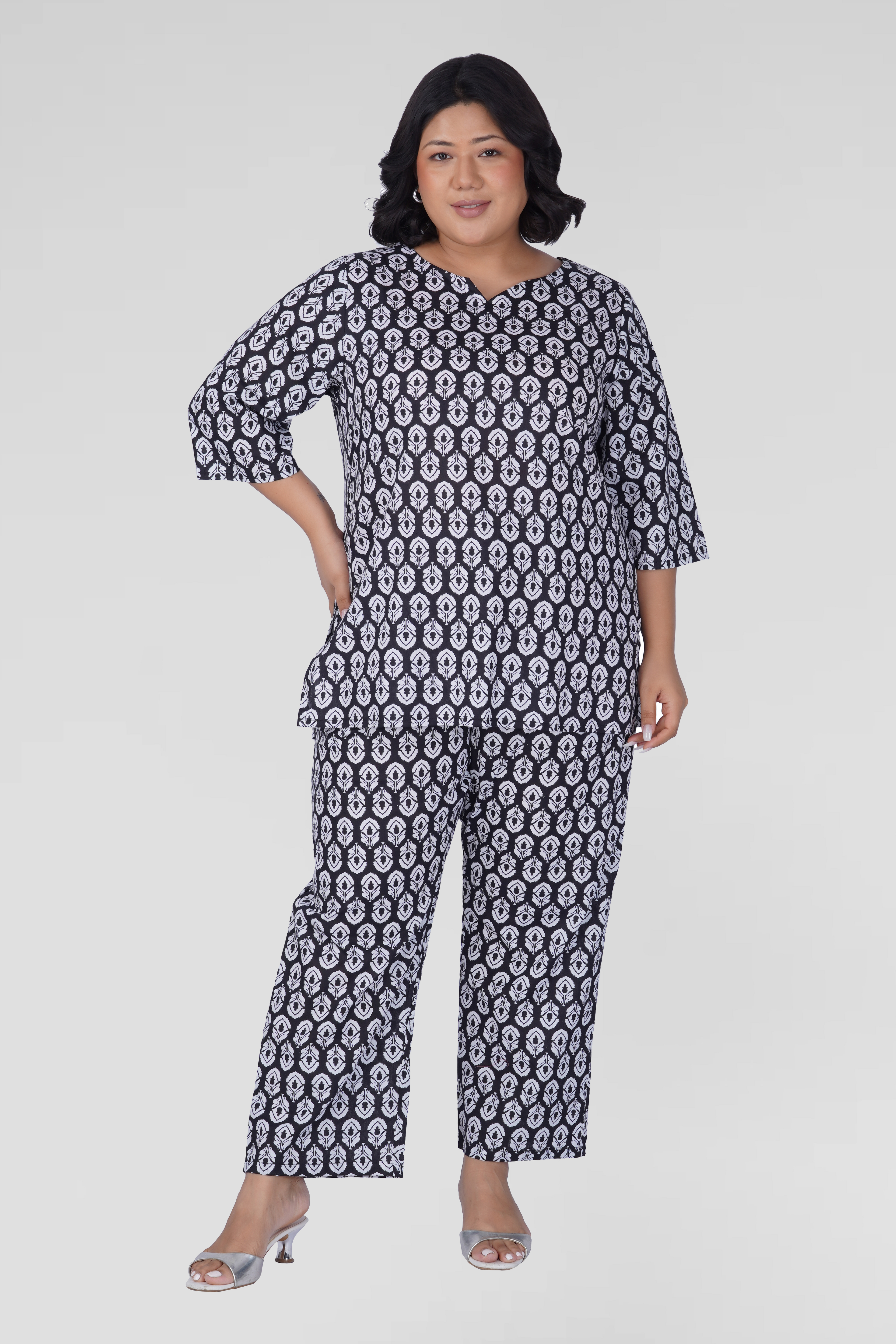 Black Plus Size Cotton Printed Pyjama Set