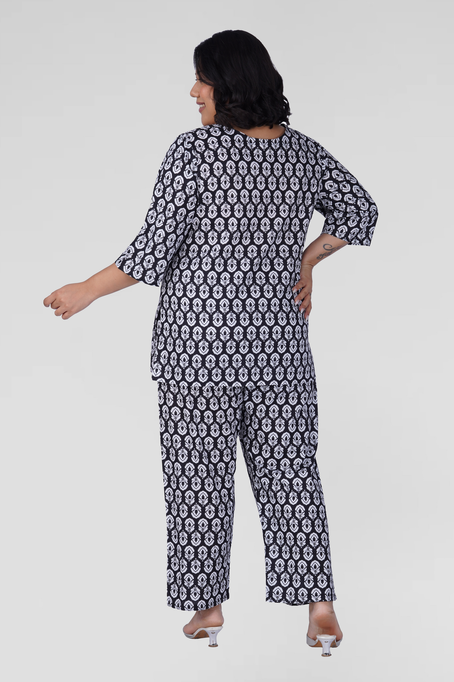 Black Plus Size Cotton Printed Pyjama Set