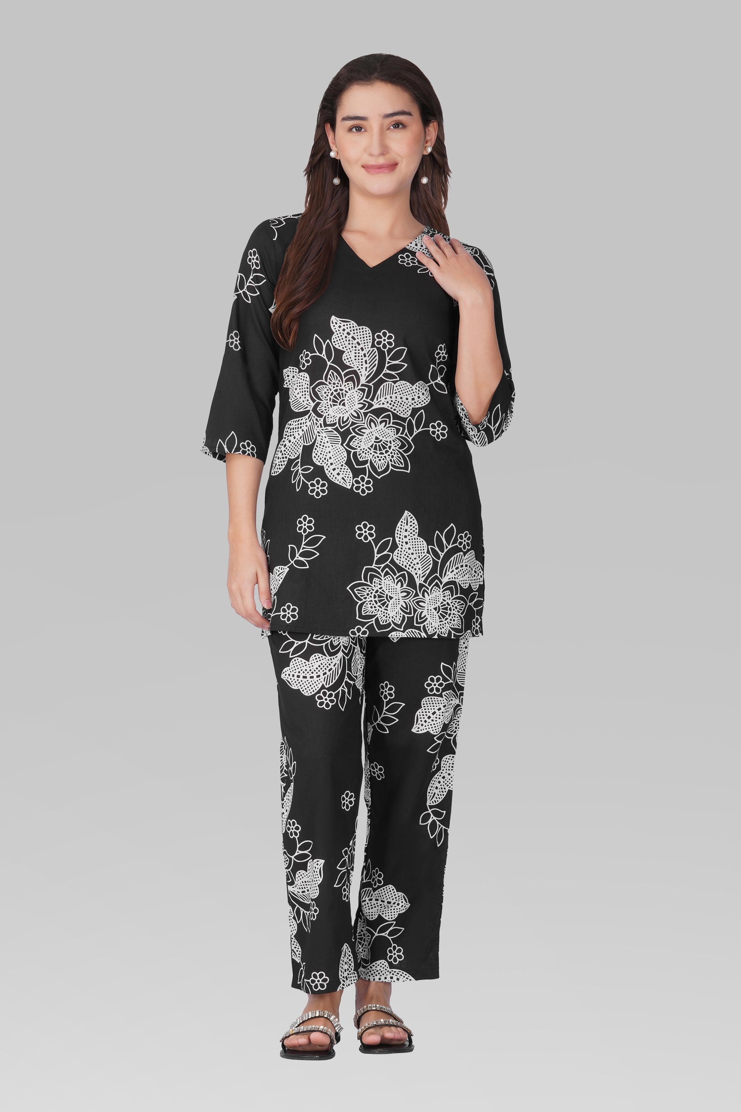 Black V Neck Cotton Printed Pyjama Set