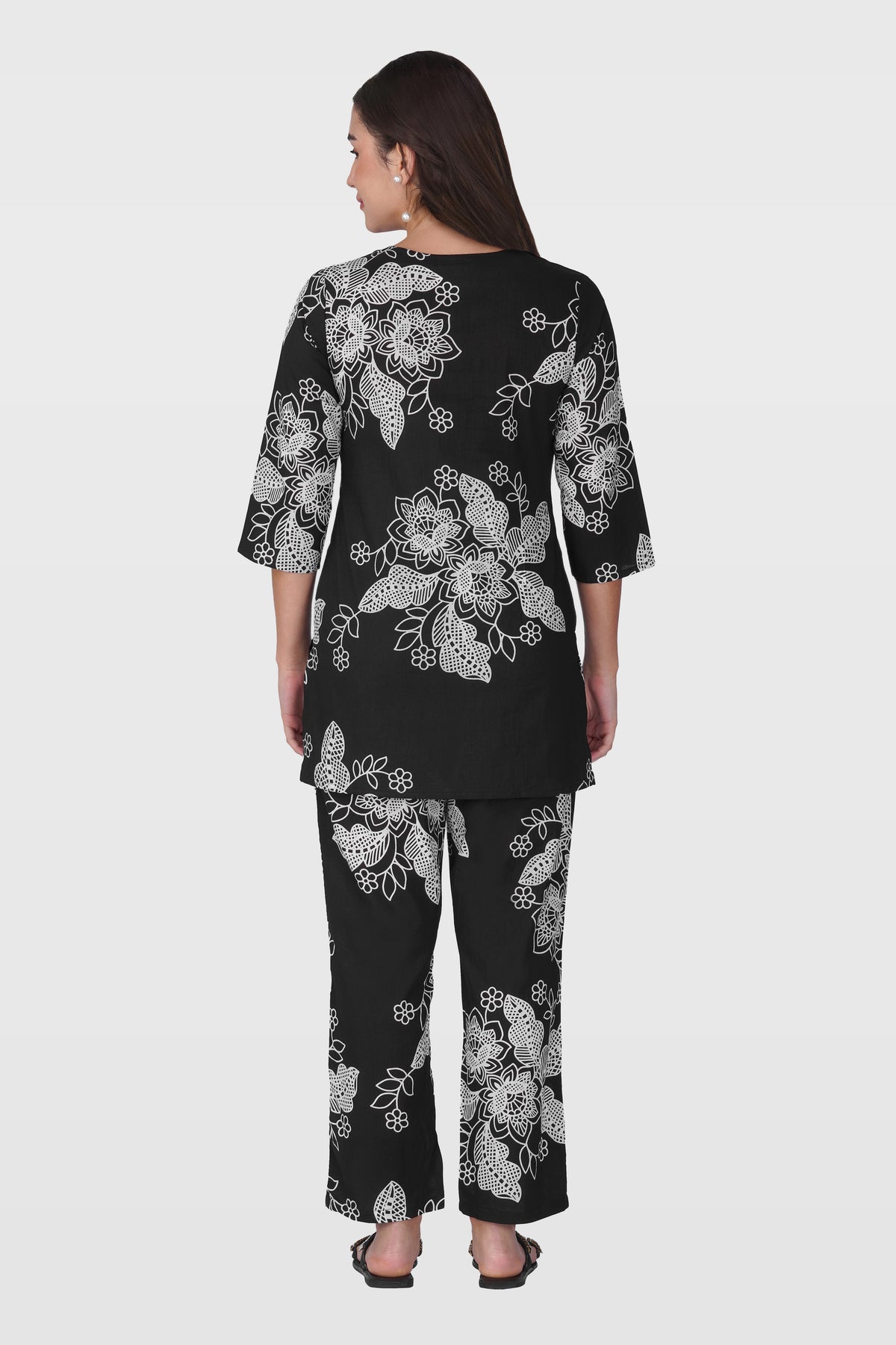 Black V Neck Cotton Printed Pyjama Set