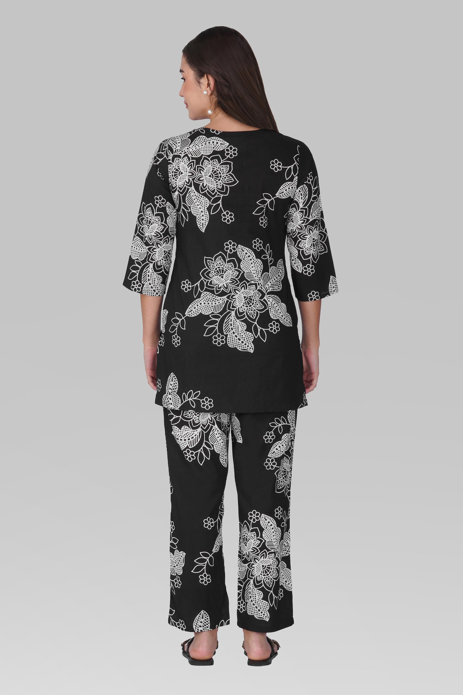 Black V Neck Cotton Printed Pyjama Set
