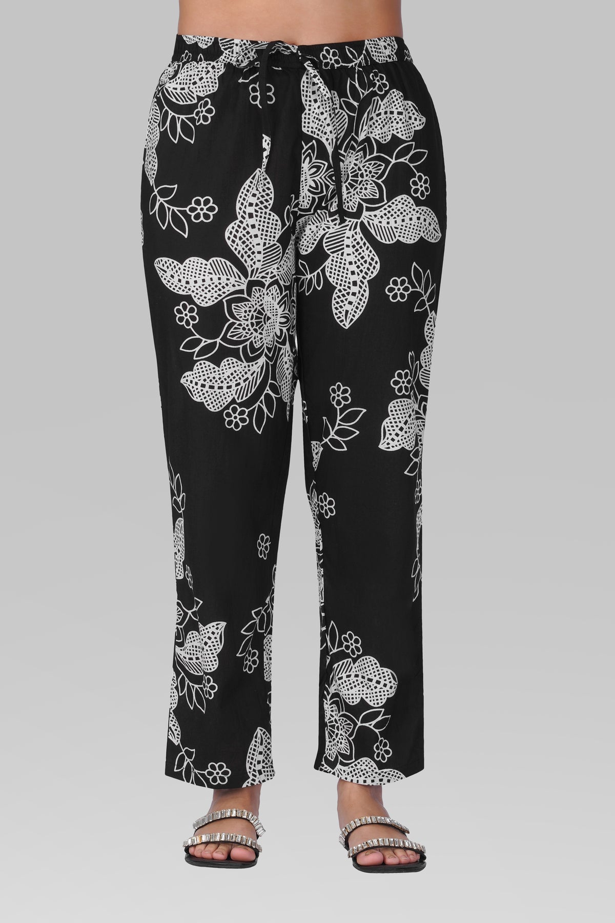Black V Neck Cotton Printed Pyjama Set