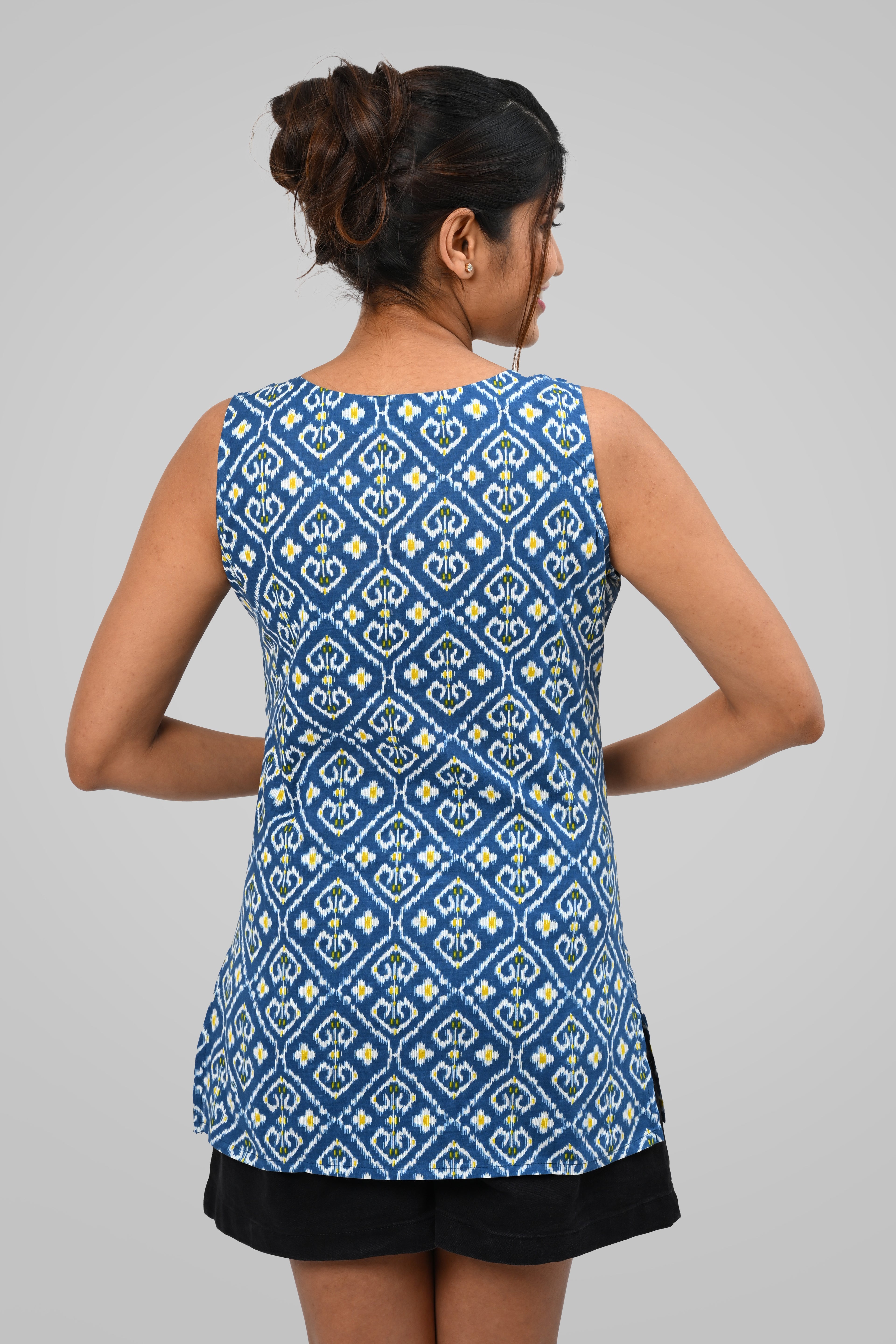 Blue Ikat Cotton Printed Sleeveless Kurti