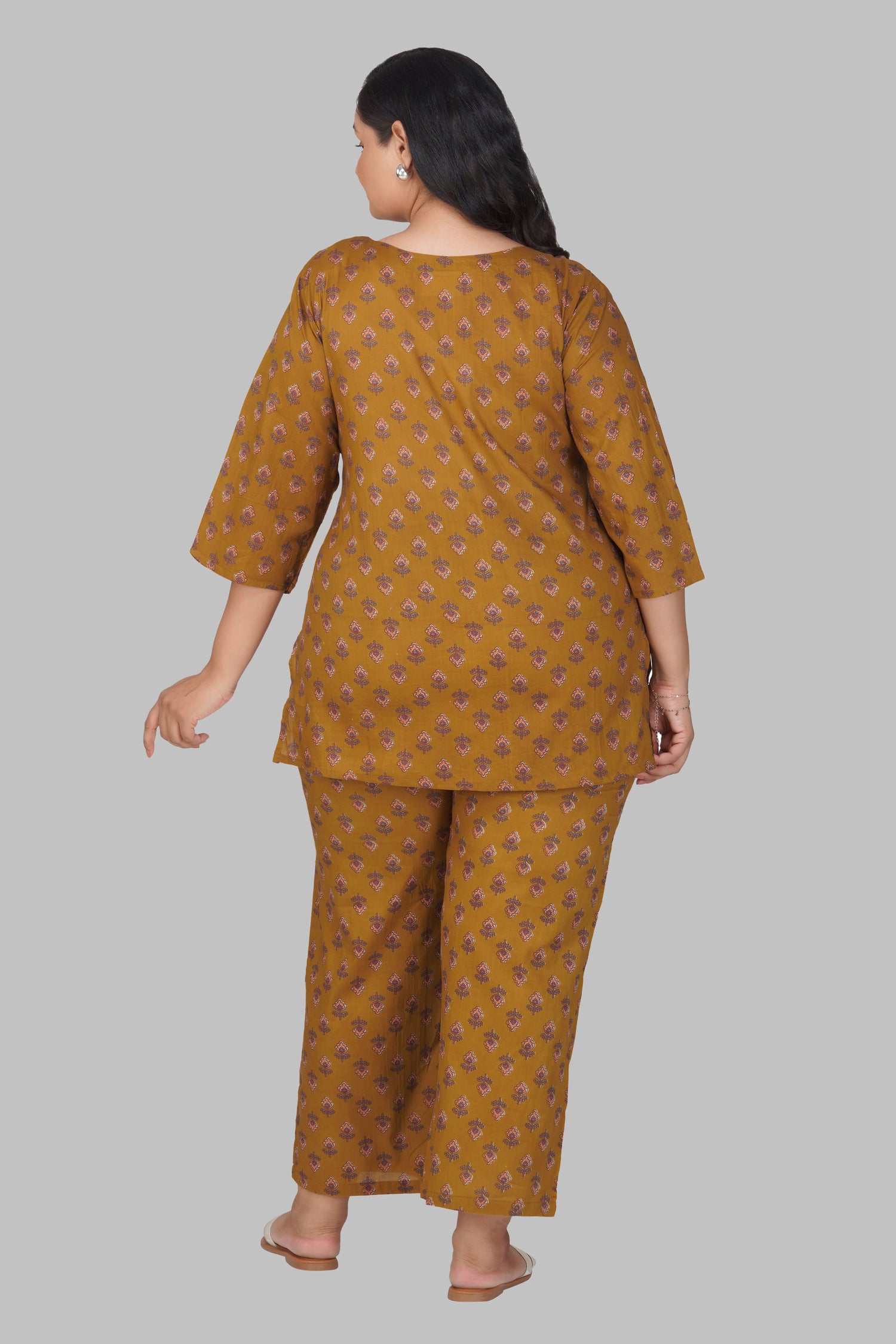 Dark Mustard Plus Size Cotton Printed Pyjama Set