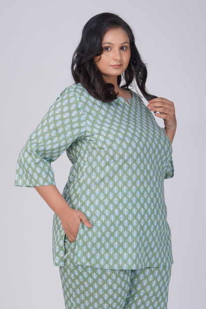 Dark Sea Green Plus Size Cotton Printed Pyjama Set