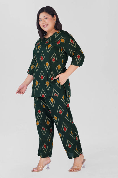 Dark Green Plus Size Cotton Printed Pyjama Set