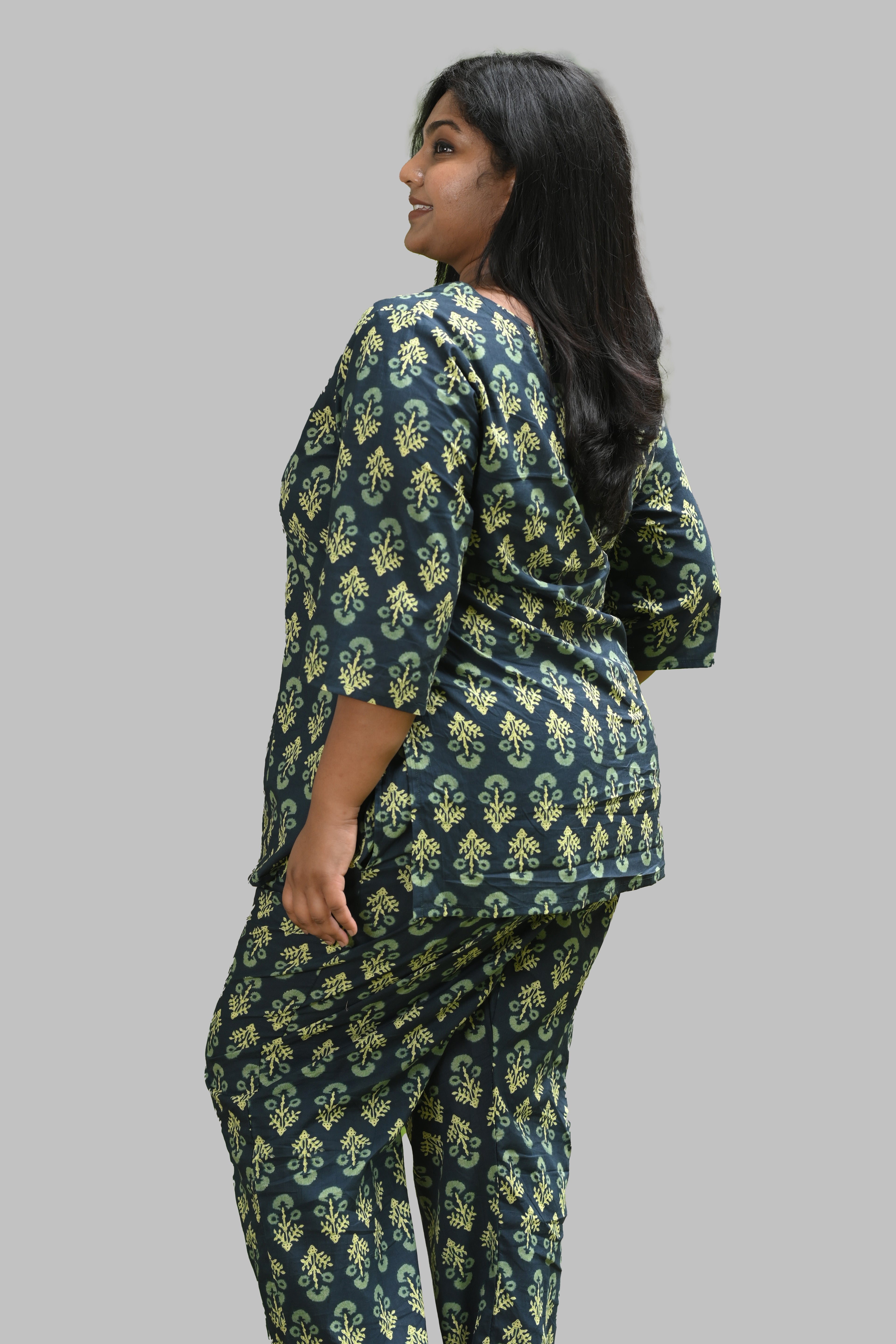 Deep Green Plus Size Cotton Printed Pyjama Set