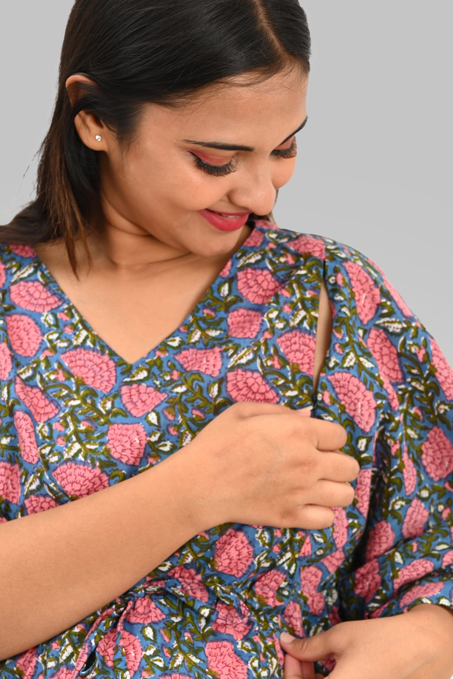 Floral Maternity and Feeding Kaftan Set in Pink