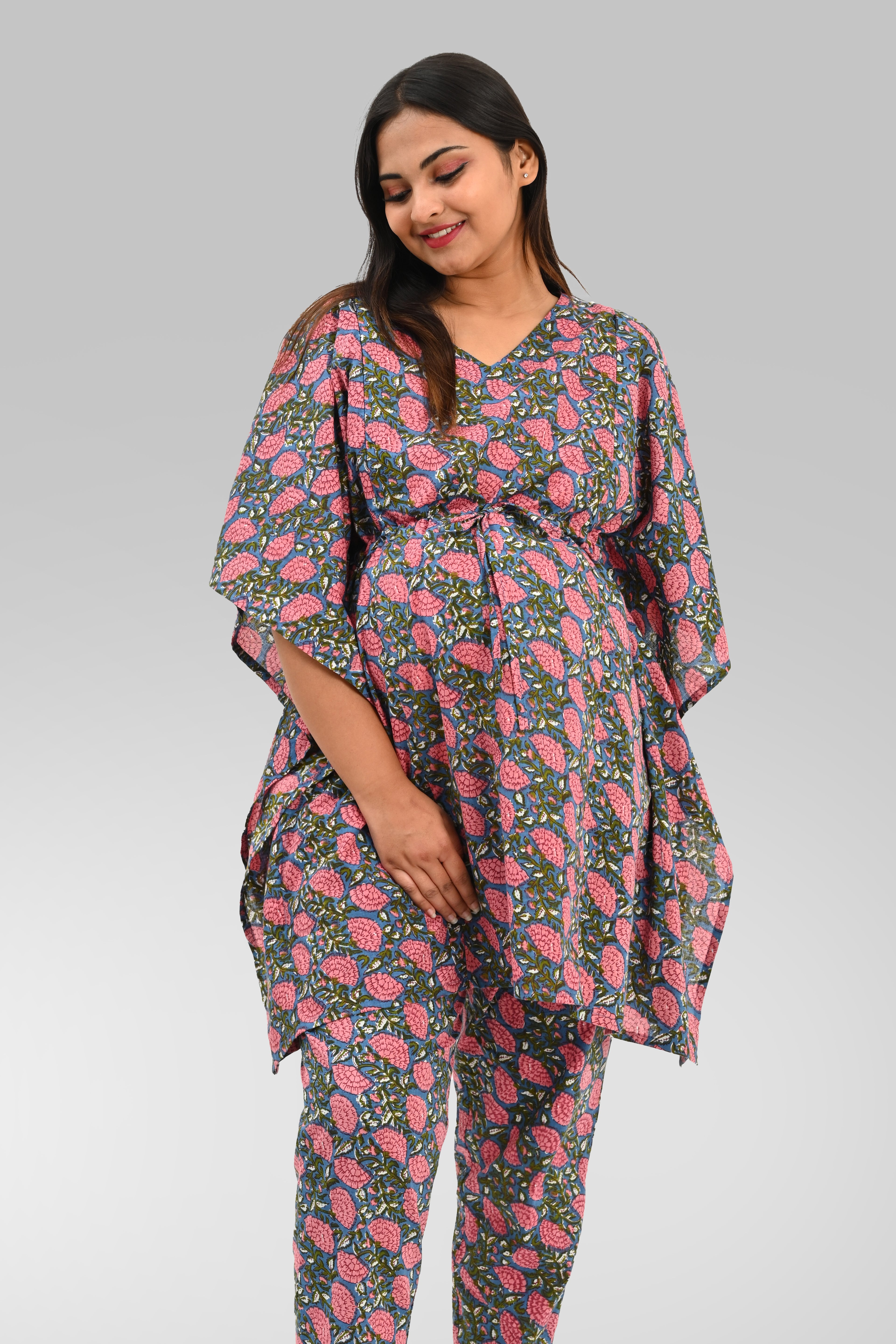Floral Maternity and Feeding Kaftan Set in Pink