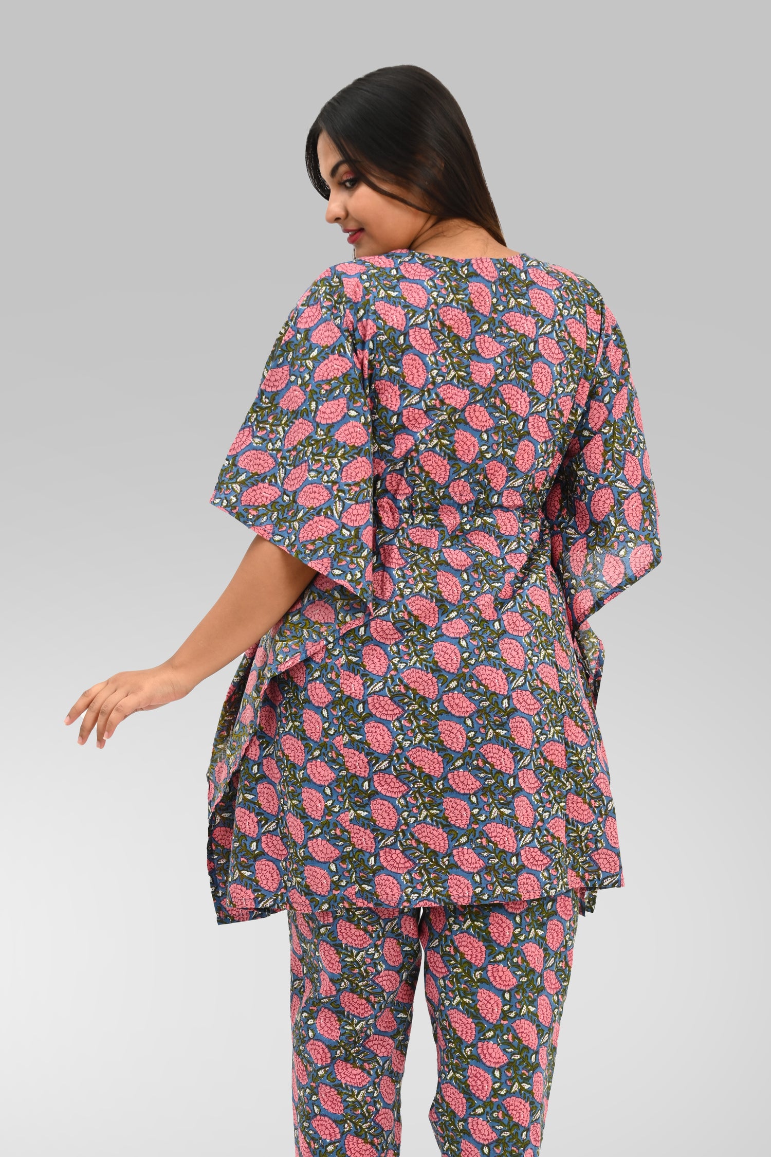 Floral Maternity and Feeding Kaftan Set in Pink