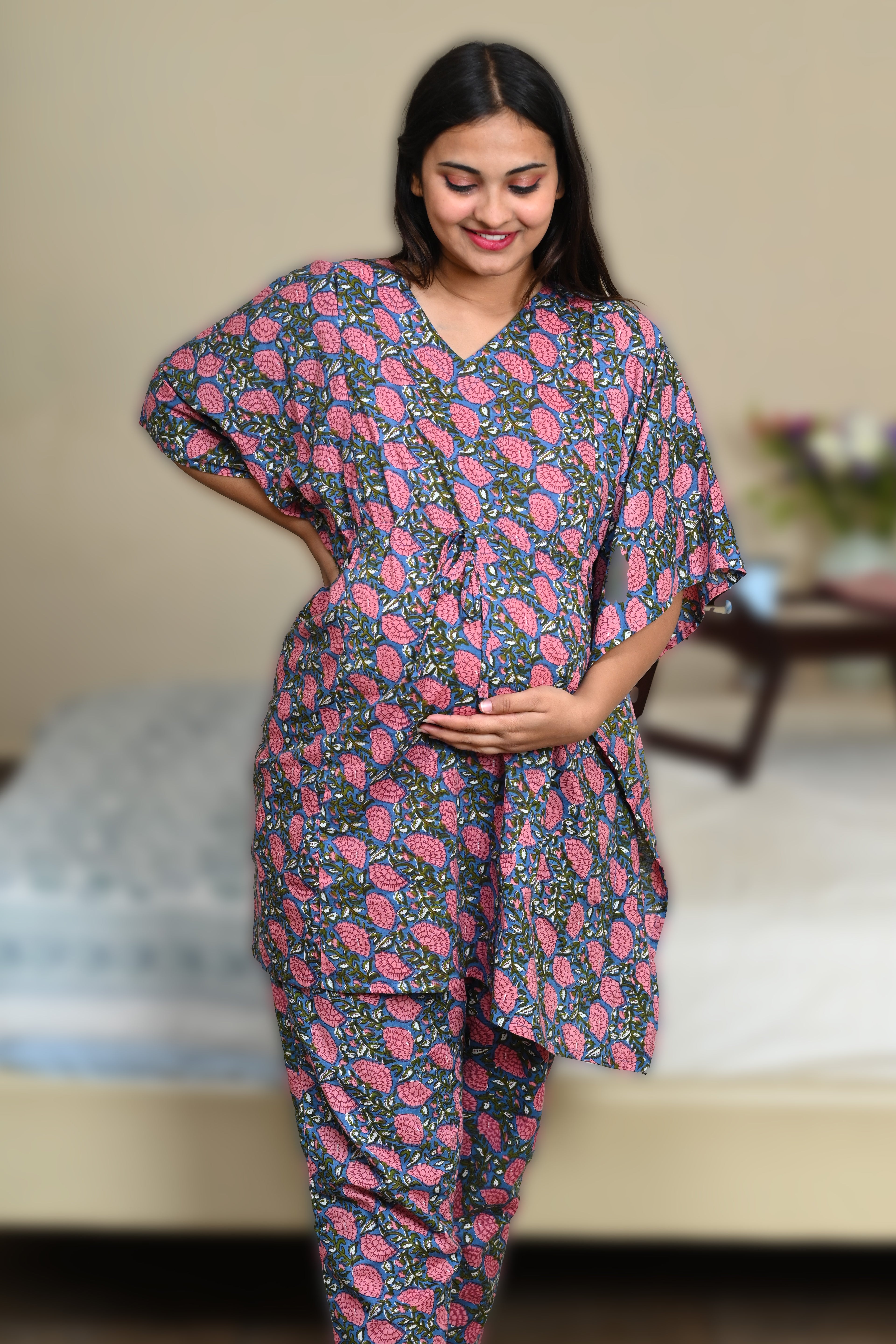Floral Maternity and Feeding Kaftan Set in Pink