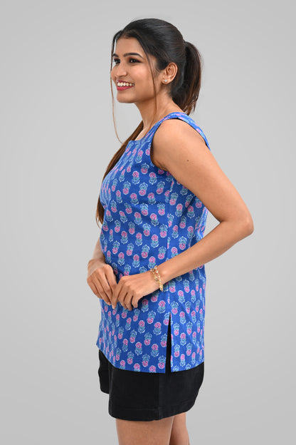 Fun Blue Cotton Printed Sleeveless Kurti
