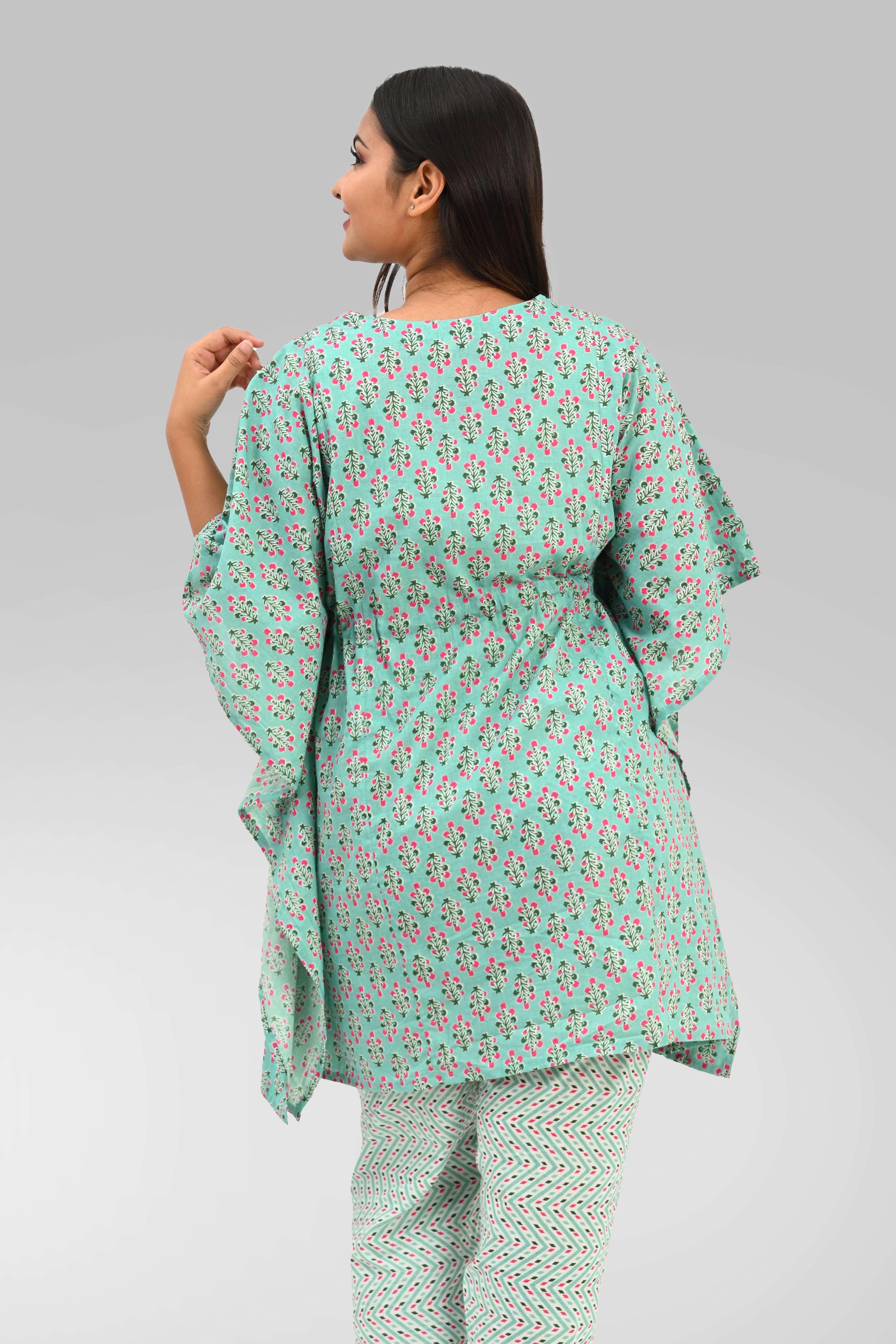 Maternity and Feeding Kaftan Set in Green