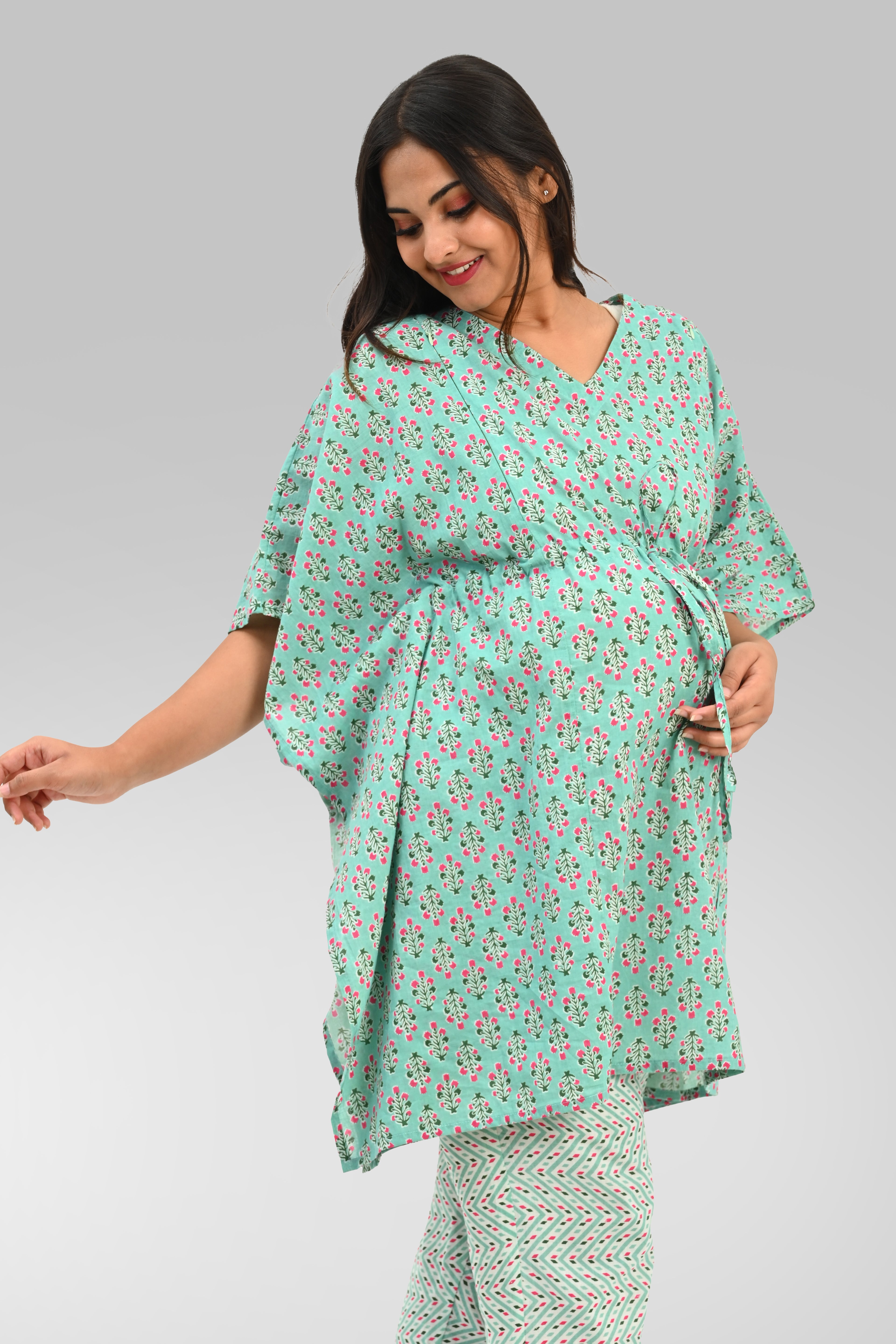 Maternity and Feeding Kaftan Set in Green