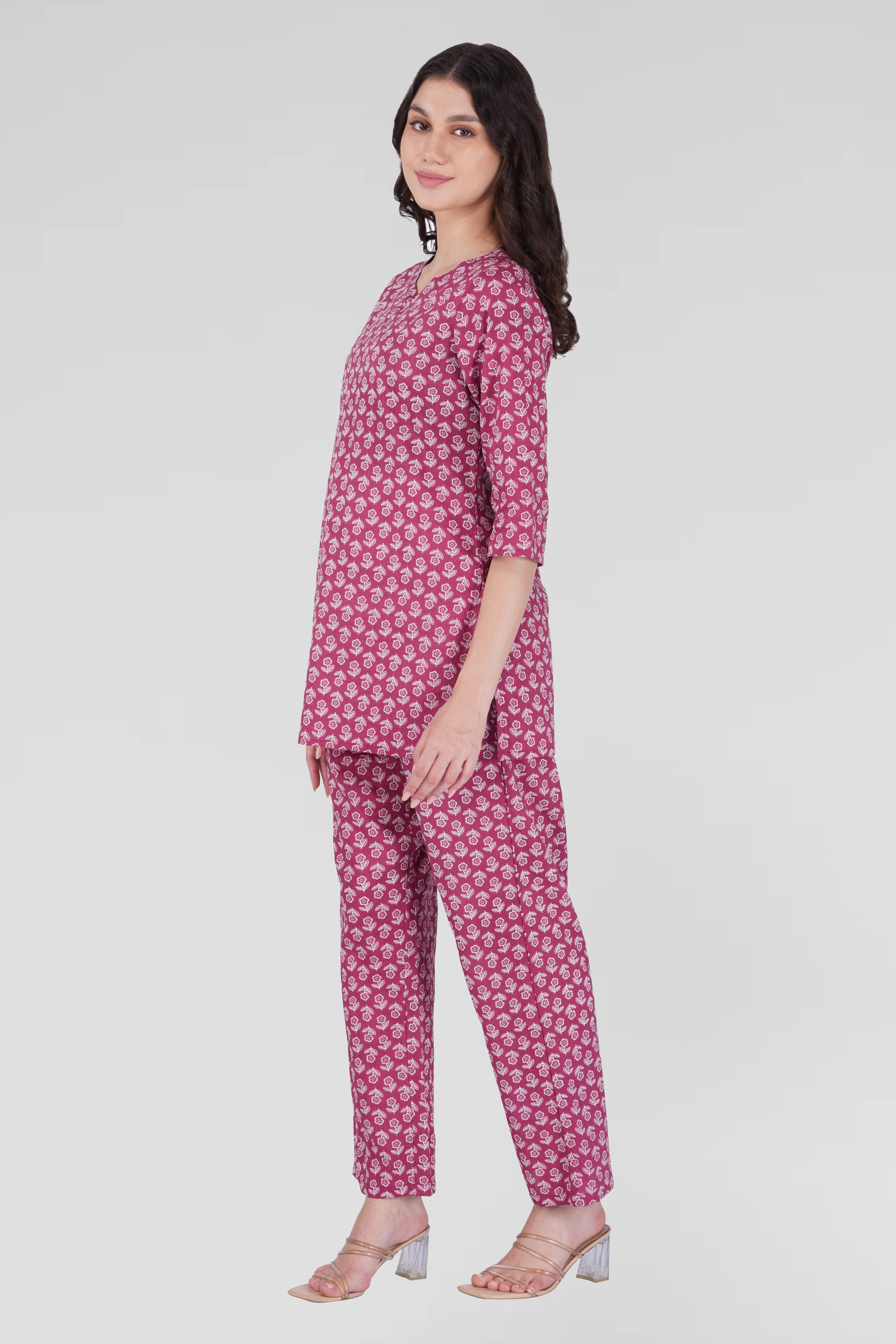 Grape Kiss Cotton Printed Pyjama Set