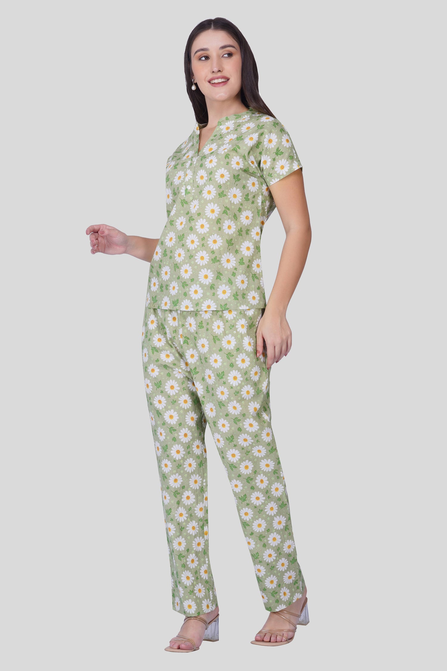 Green Notch Collar Cotton Printed Pyjama Set
