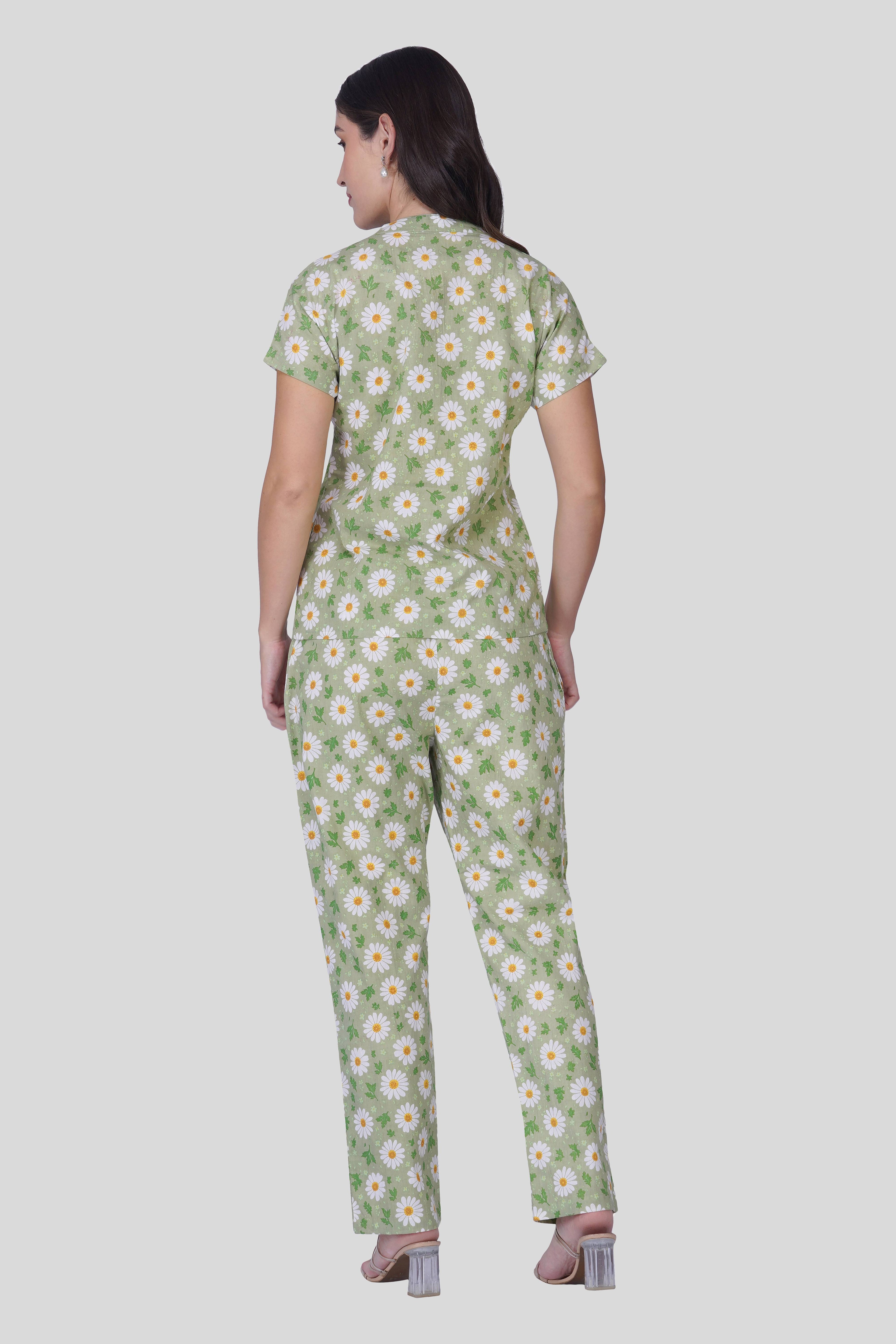 Green Notch Collar Cotton Printed Pyjama Set
