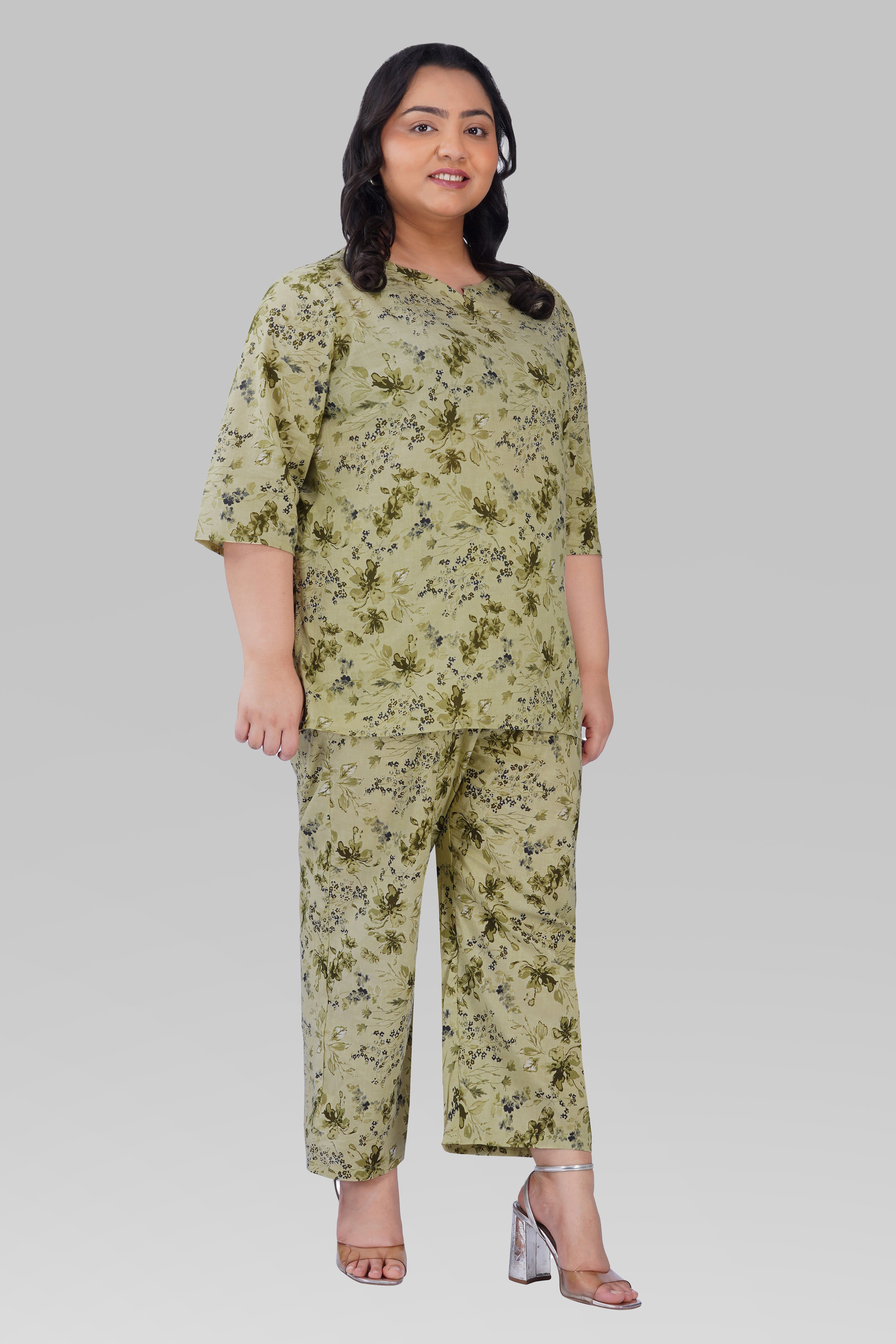 Light Pastel Green Plus Size Cotton Printed Pyjama Set