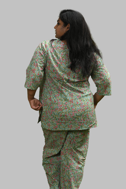 Mint Floral Plus Size Cotton Printed Pyjama Set