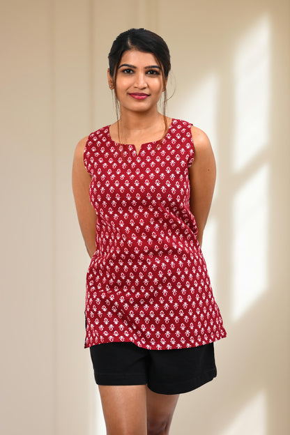 Maroon Cotton Printed Sleeveless Kurti