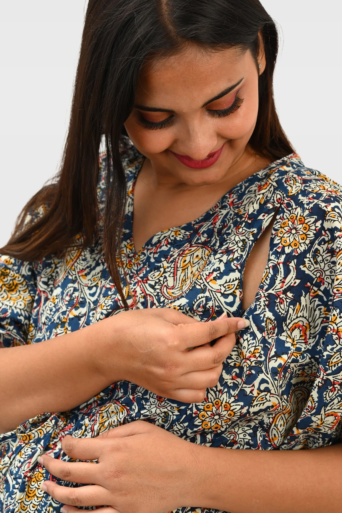 Maternity and Feeding Kaftan Set in Blue