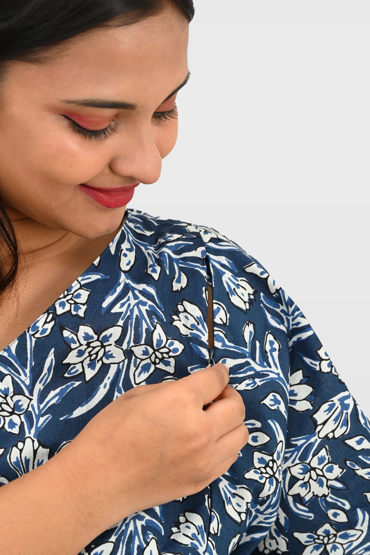 Maternity and Feeding Kaftan Set in Deep Blue