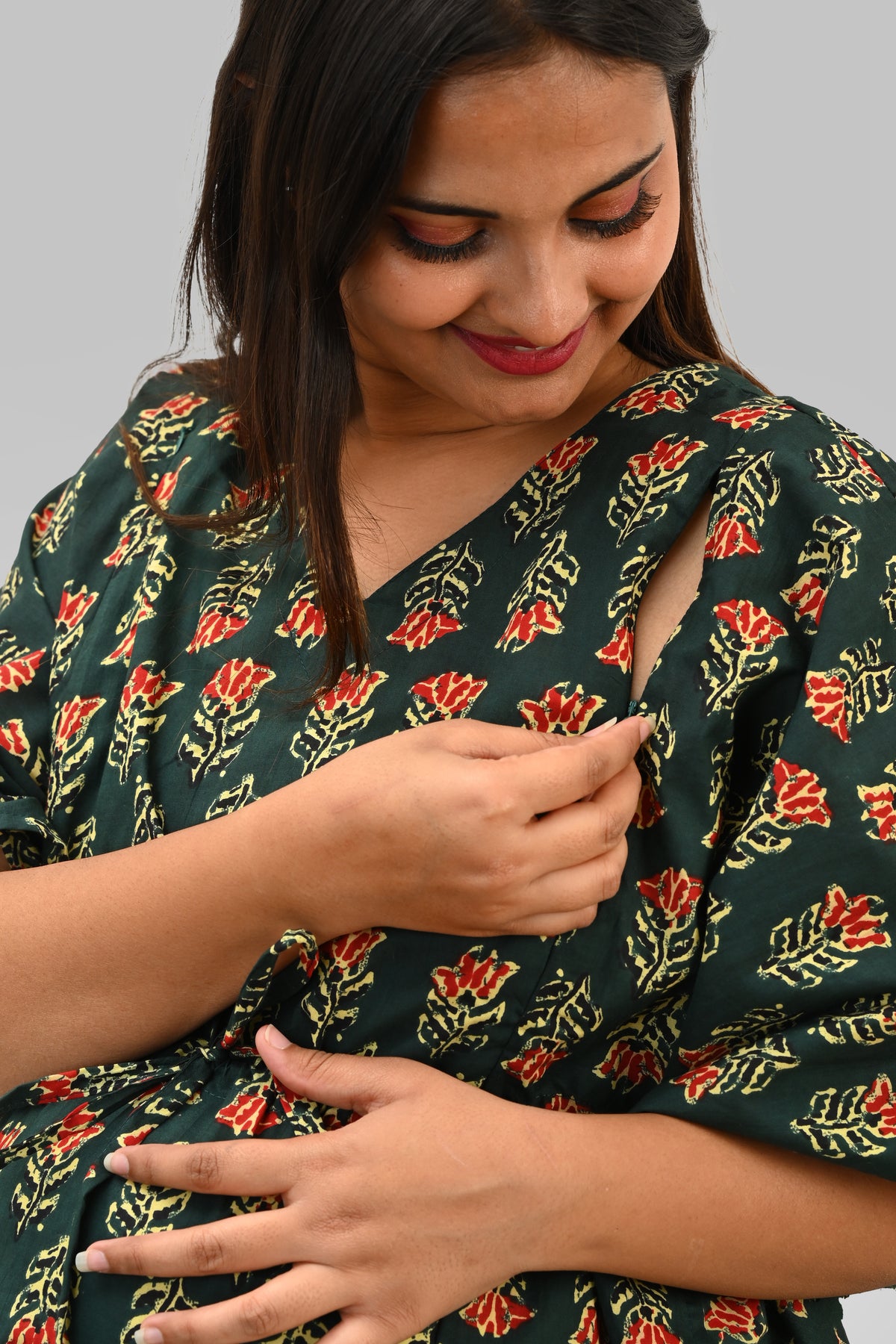 Maternity and Feeding Kaftan Set in Deep Green