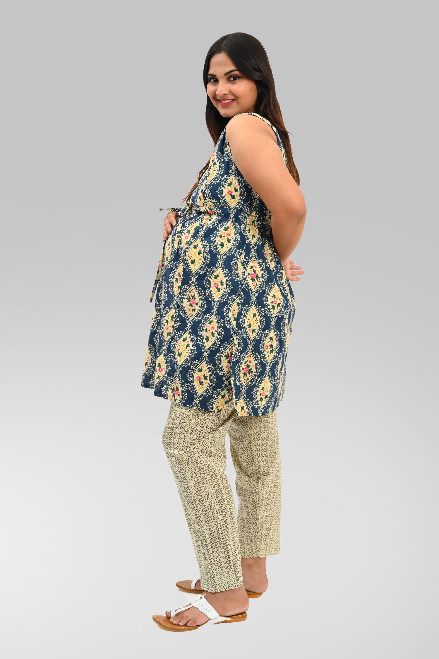 Maternity and Feeding Kurta Set in Cream and Blue