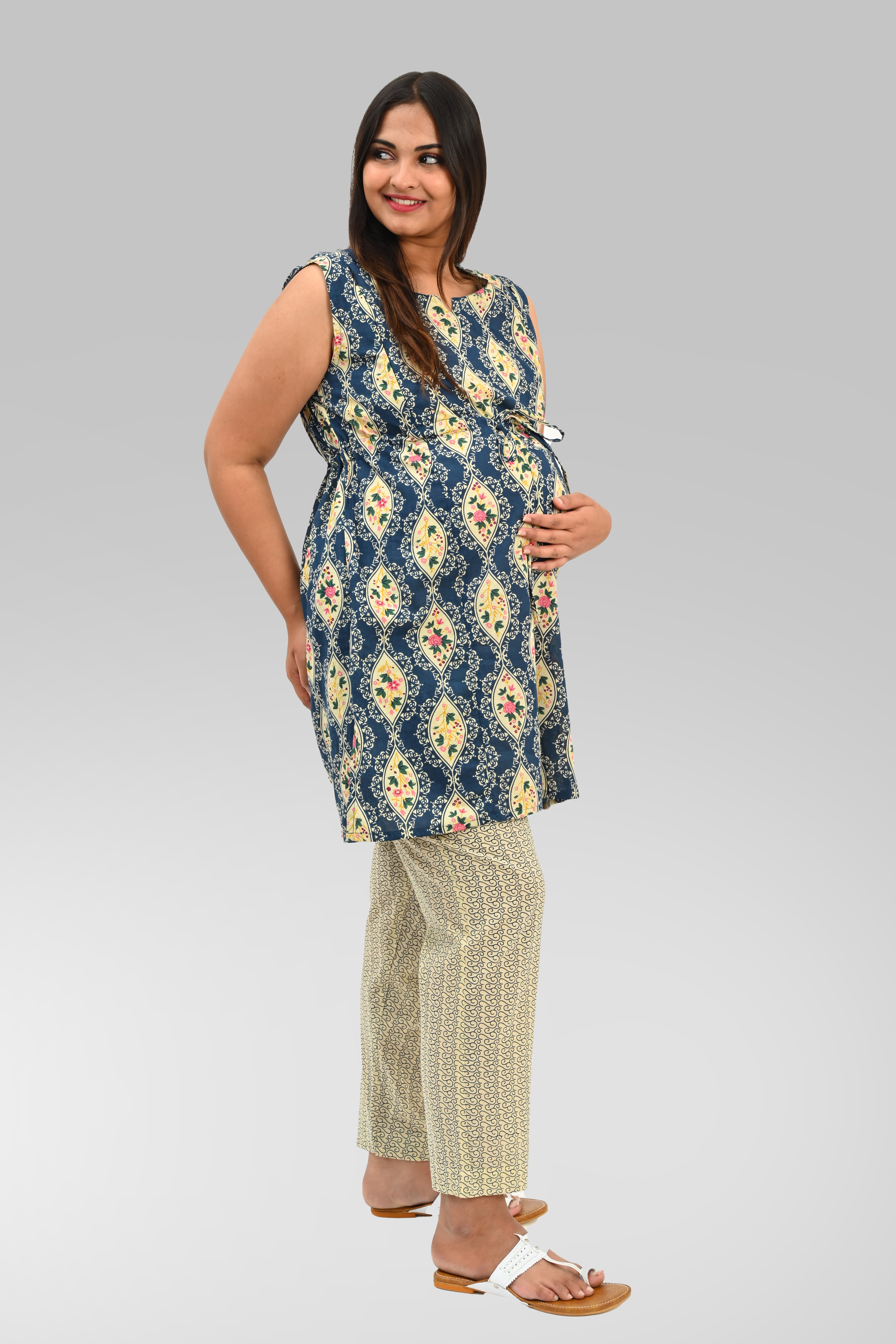 Maternity and Feeding Kurta Set in Cream and Blue