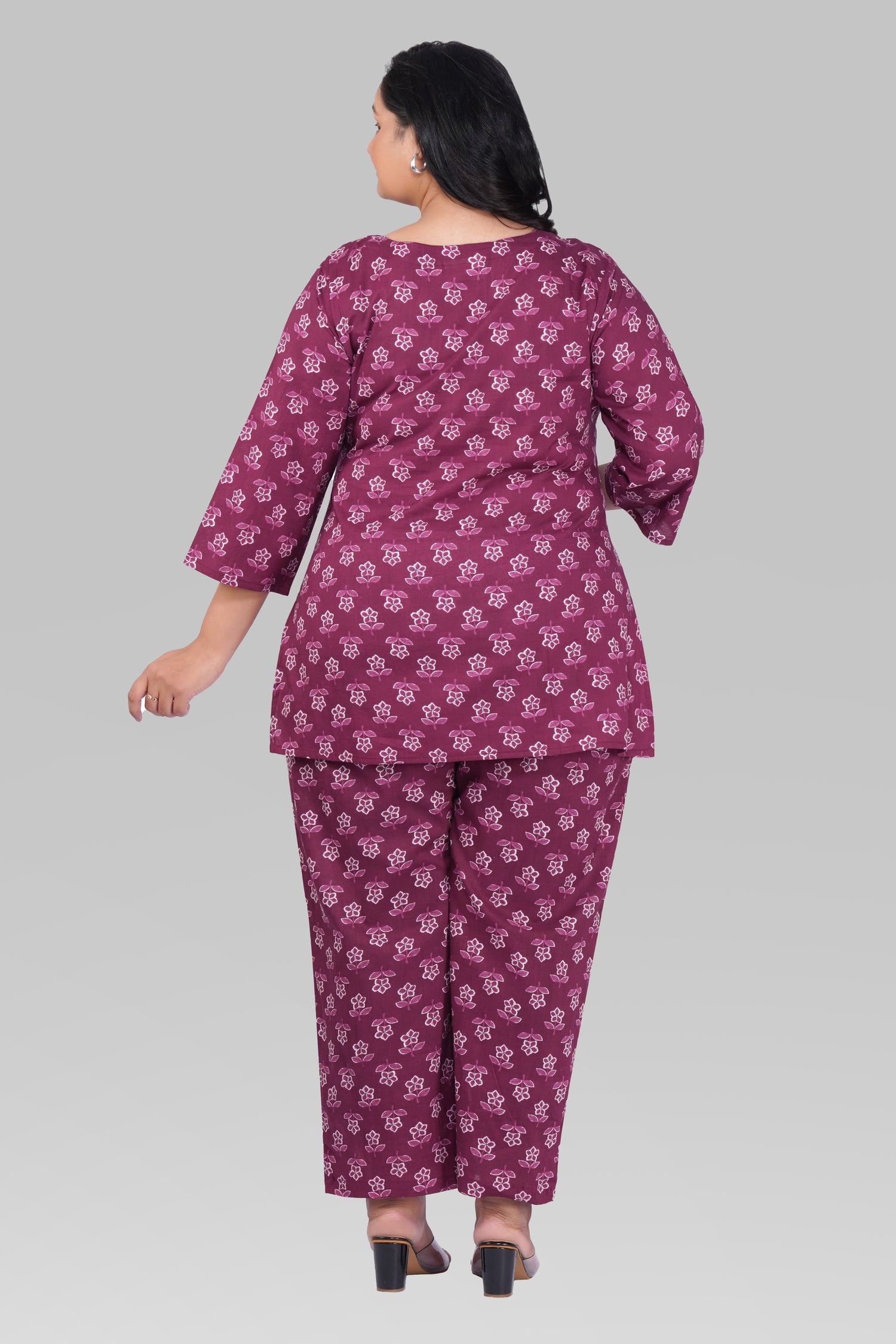 Mulberry Purple Plus Size Cotton Printed Pyjama Set