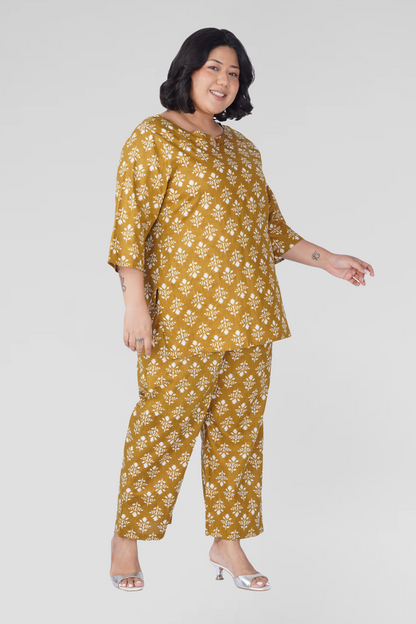 Mustard Plus Size Cotton Printed Pyjama Set