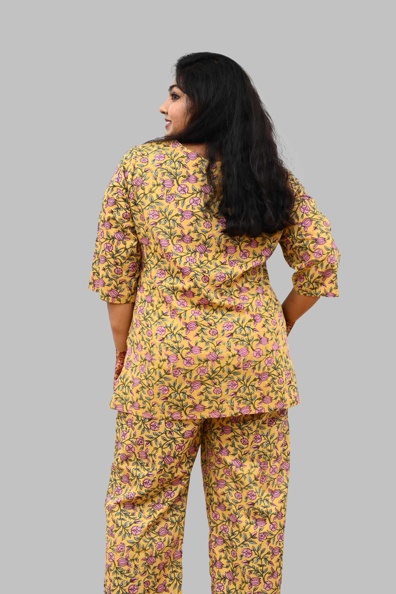 Mustard Plus Size Cotton Printed Pyjama Set