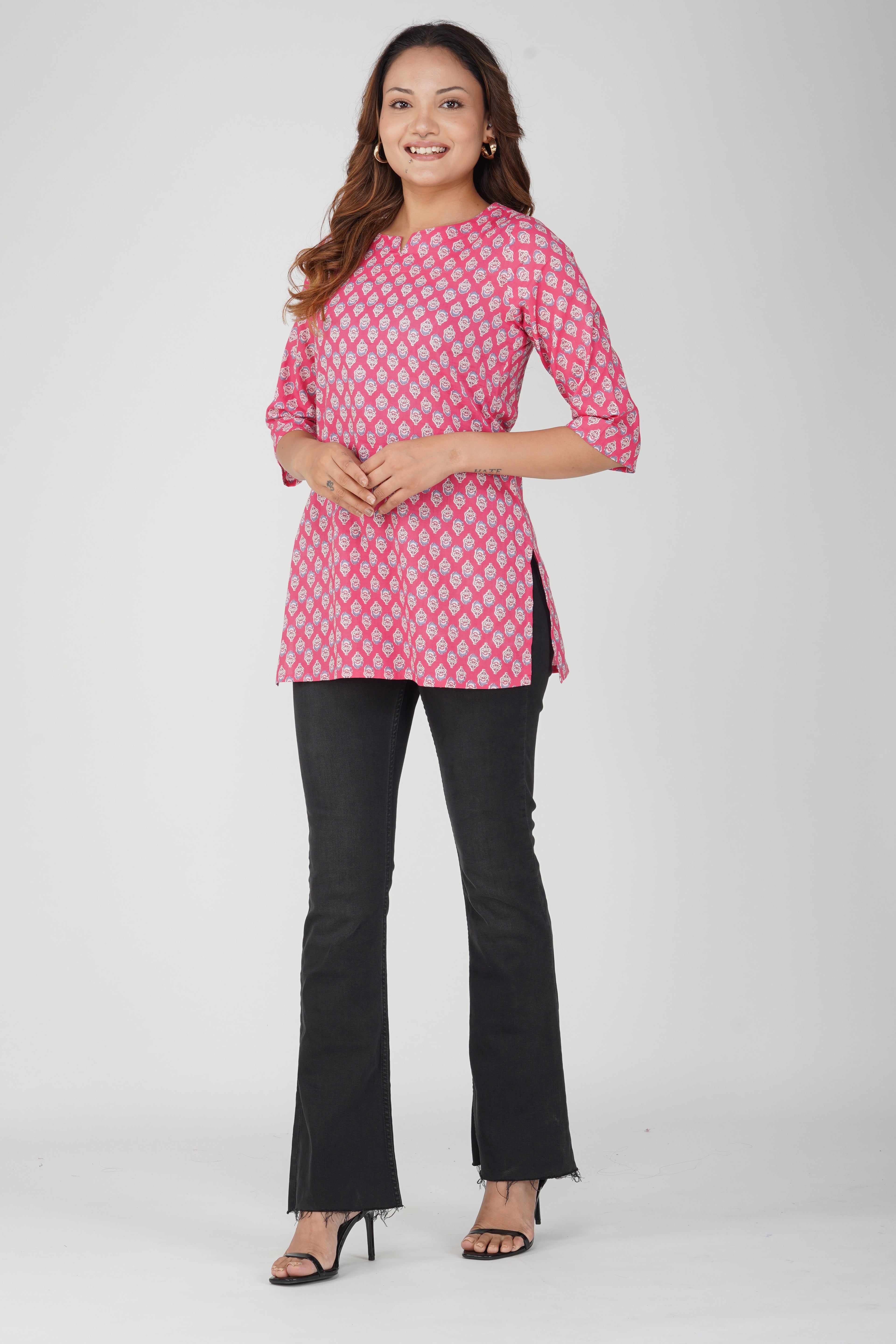 Pink Cotton Printed Kurti