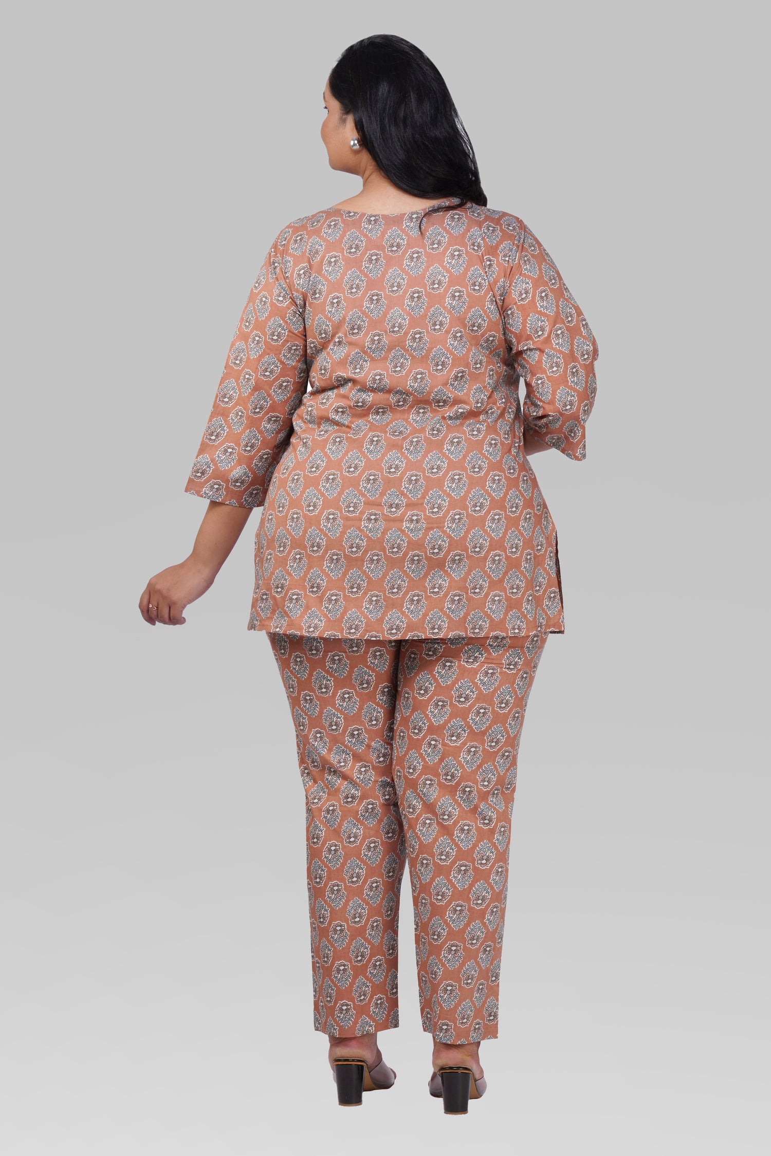 Pastel Brown Plus Size Cotton Printed Pyjama Set
