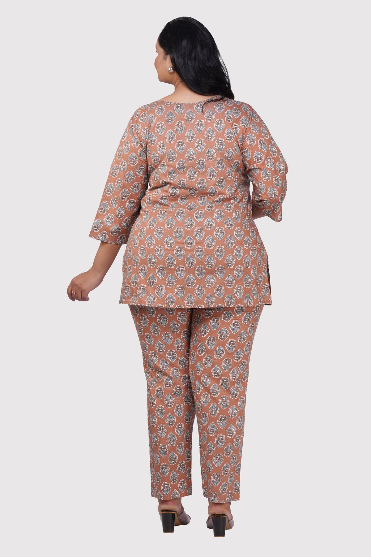 Pastel Brown Plus Size Cotton Printed Pyjama Set