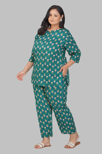 Pine Green Plus Size Cotton Printed Pyjama Set