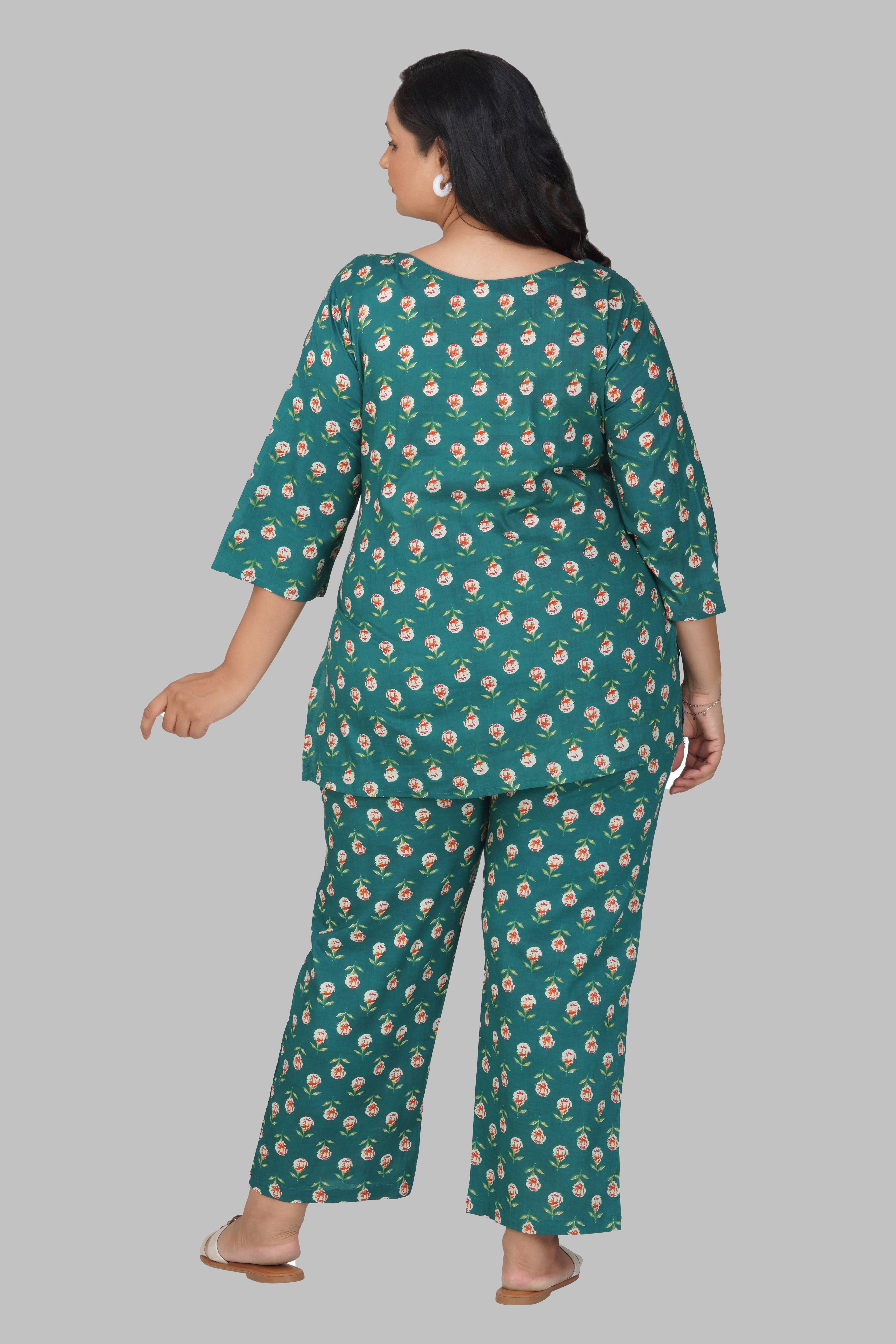 Pine Green Plus Size Cotton Printed Pyjama Set