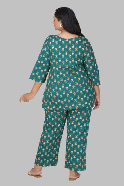 Pine Green Plus Size Cotton Printed Pyjama Set